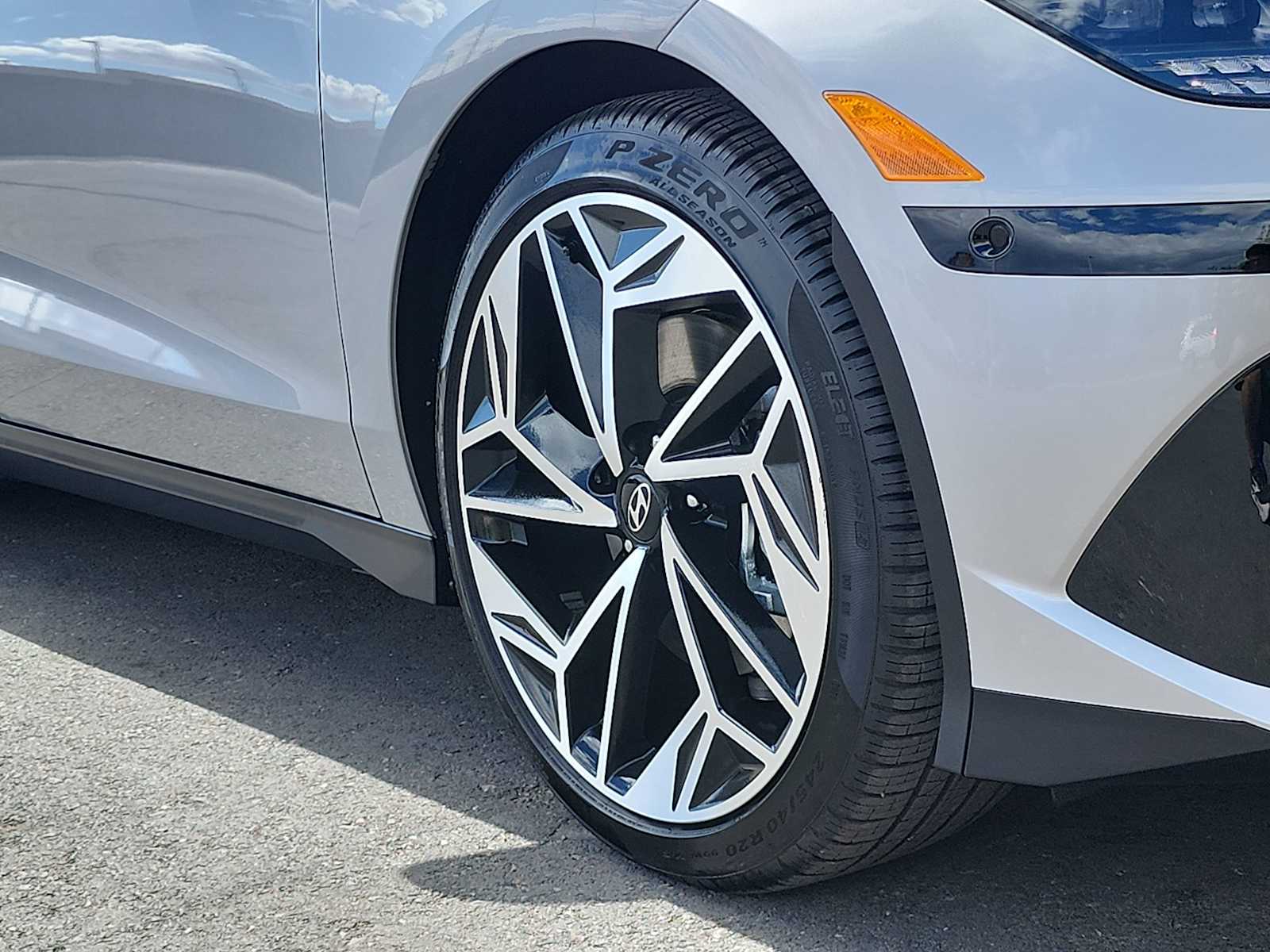 Thumbnail: 2024 Hyundai Ioniq 6 - 12