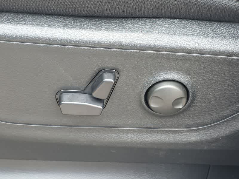 Thumbnail: 2026 RAM 1500 - 27