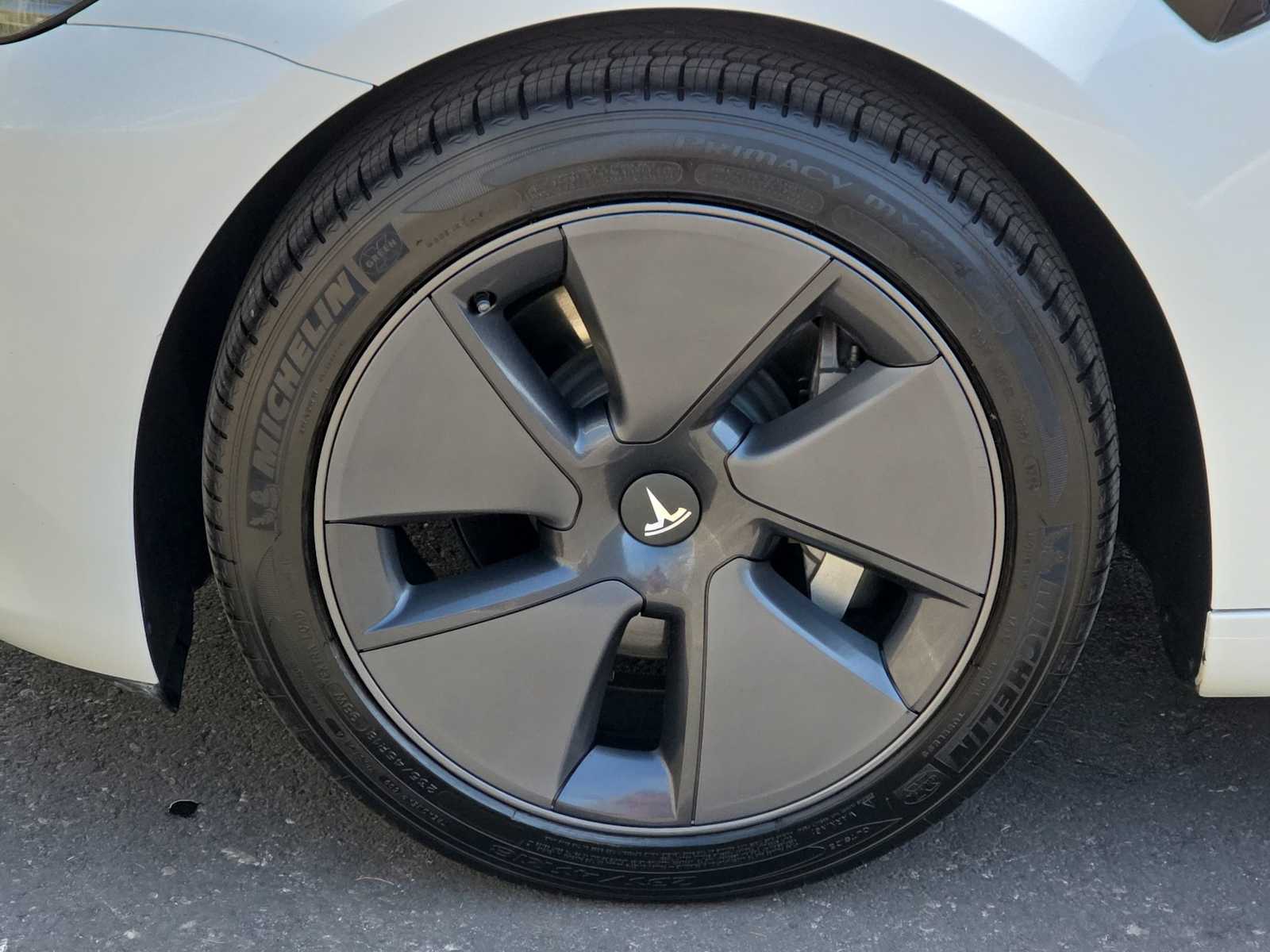 Thumbnail: 2023 Tesla Model 3 - 12