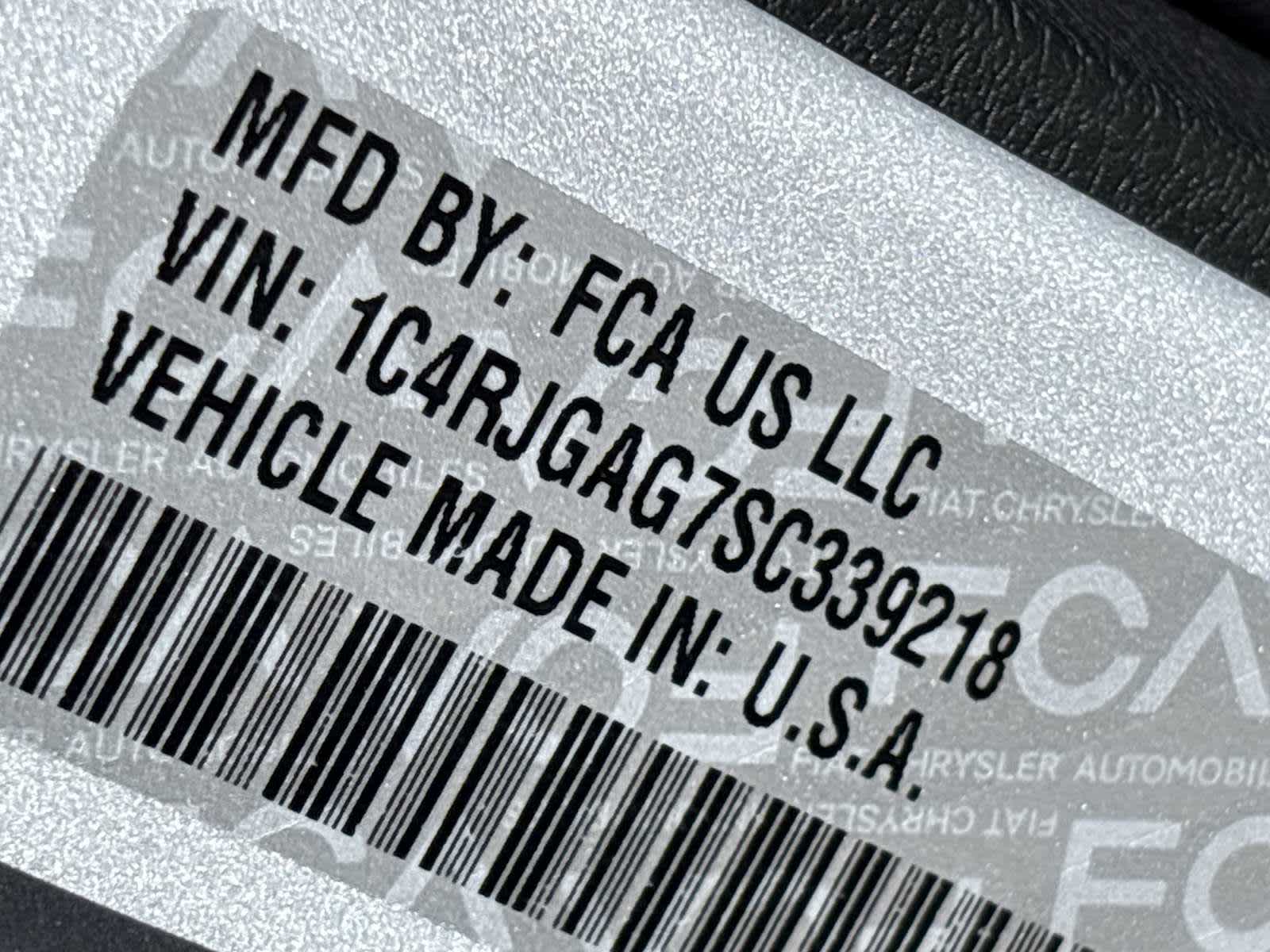 Thumbnail: 2025 Jeep Grand Cherokee - 25