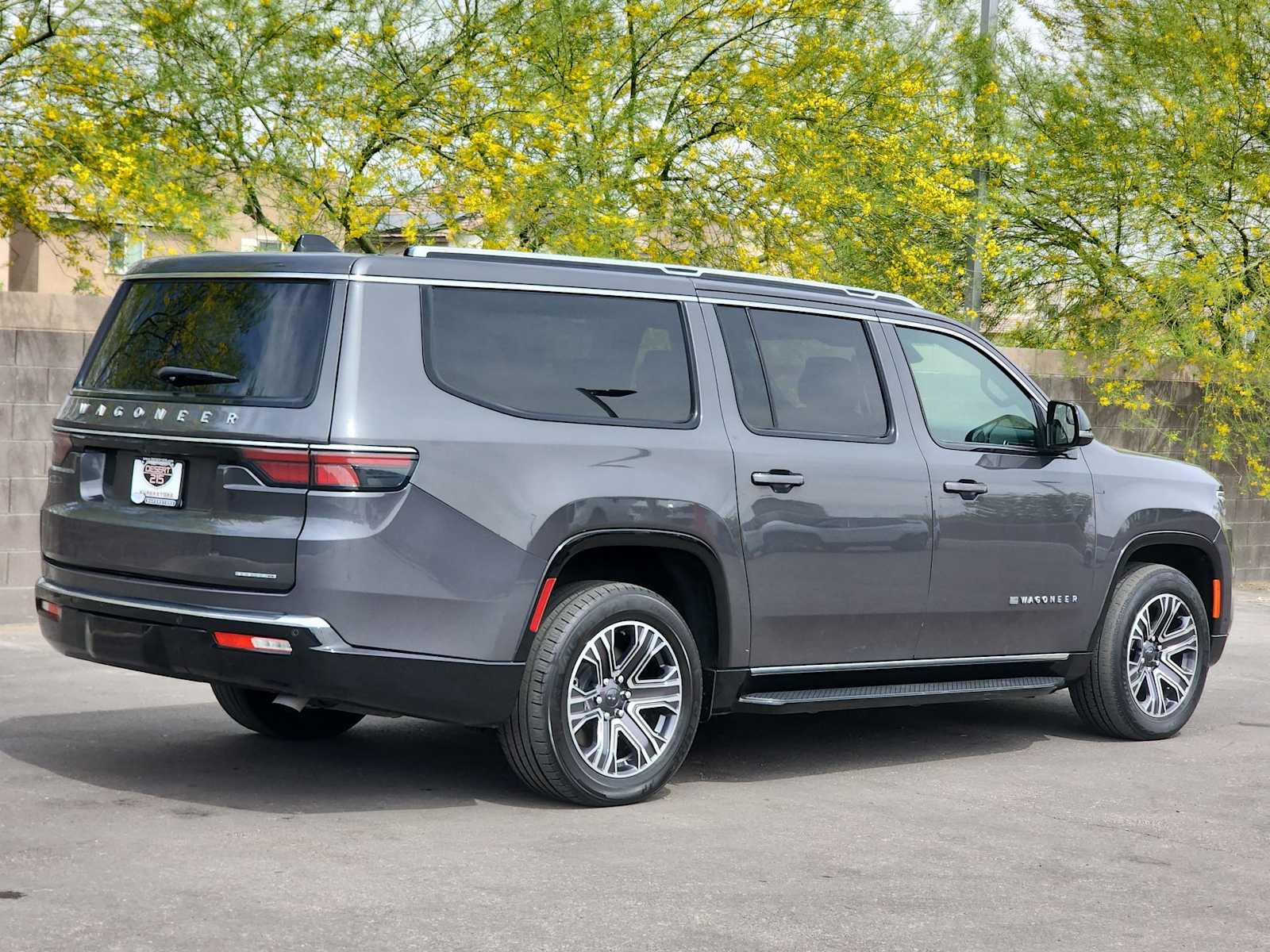 Thumbnail: 2024 Jeep Wagoneer - 6