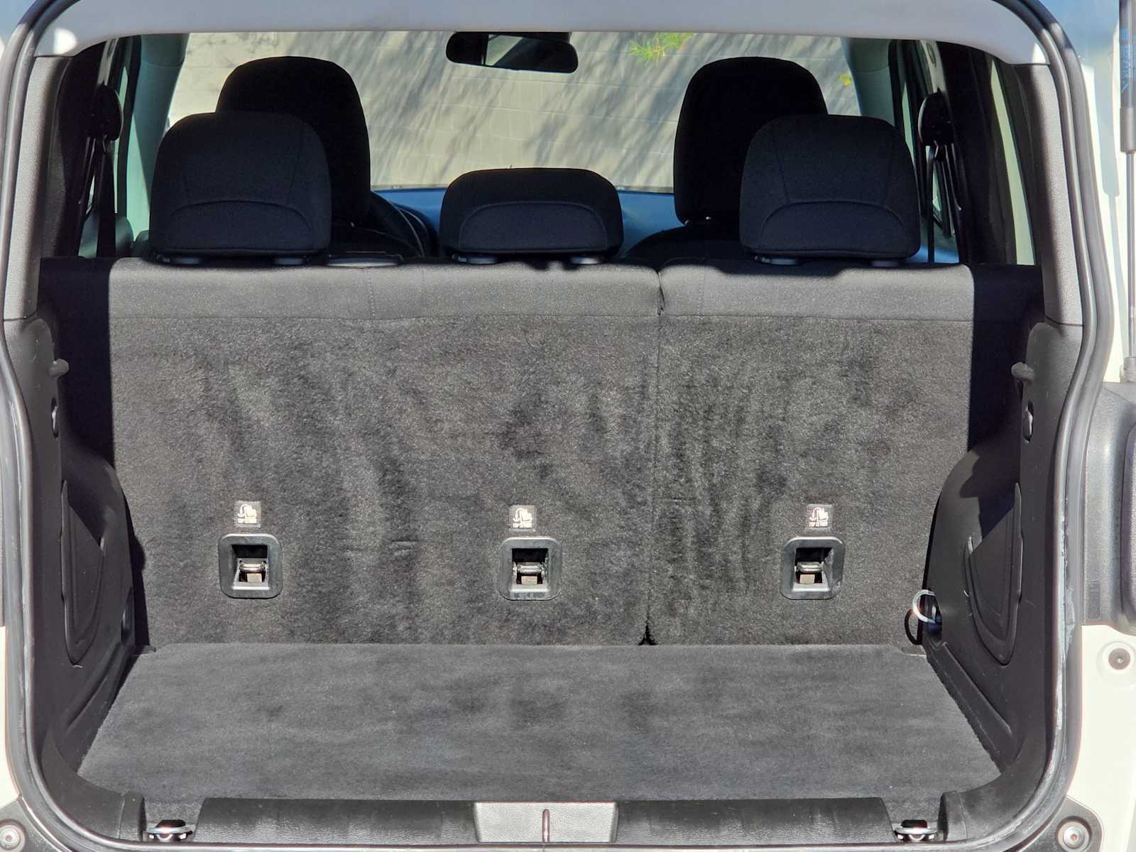 Thumbnail: 2023 Jeep Renegade - 22