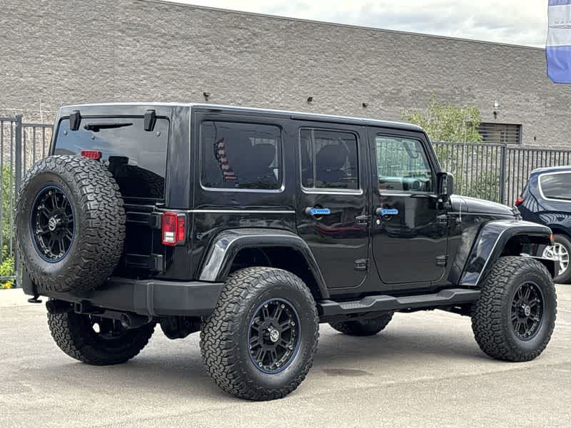 Thumbnail: 2015 Jeep Wrangler - 8