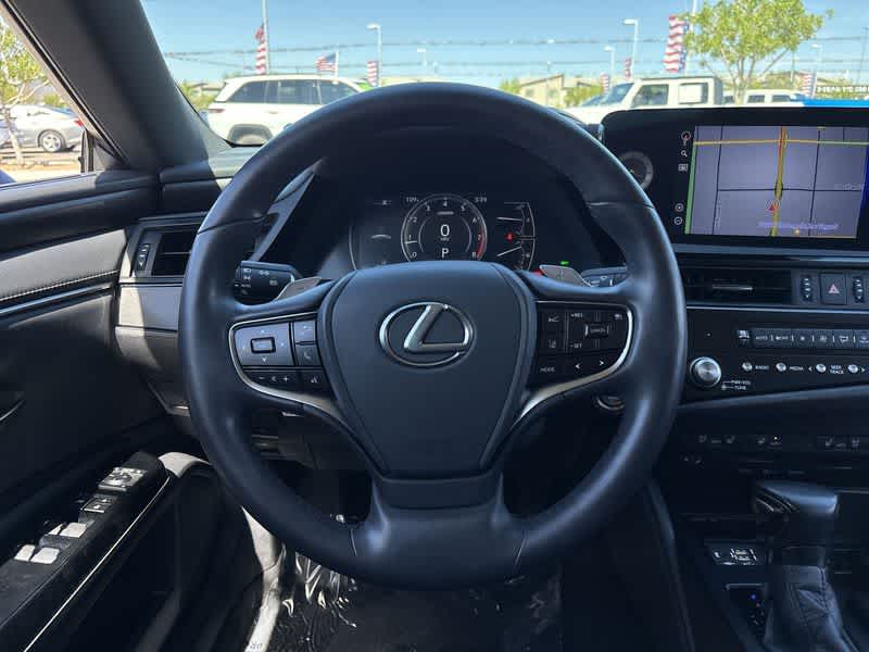 2022 Lexus ES  20