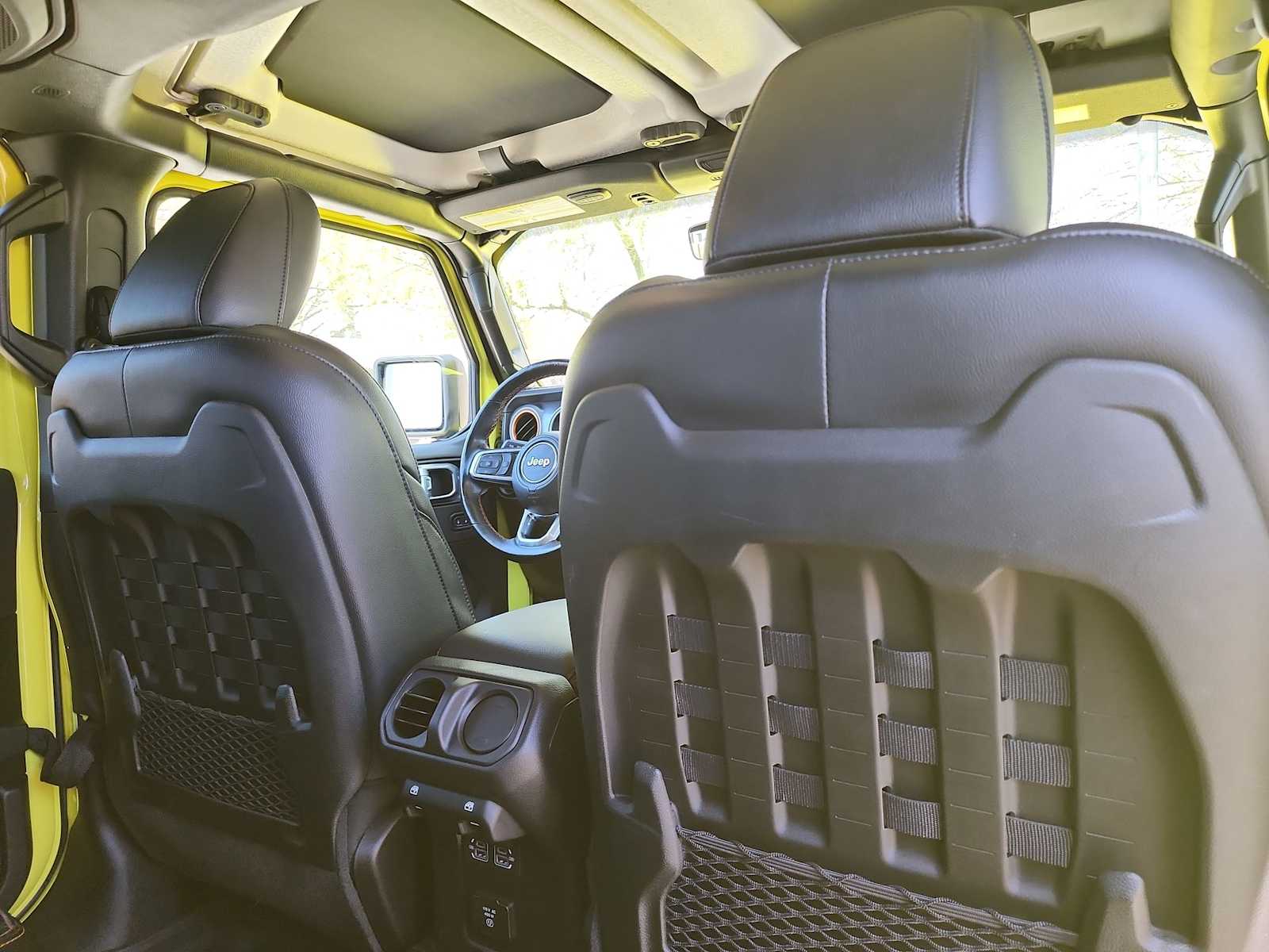 Thumbnail: 2023 Jeep Gladiator - 16