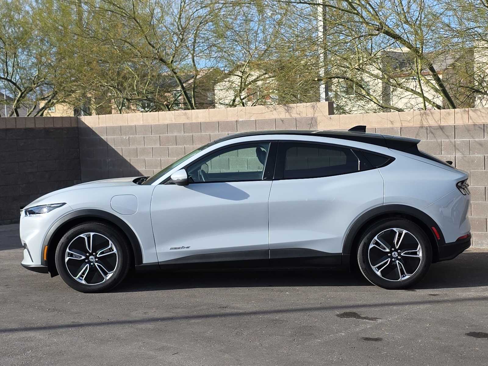 Thumbnail: 2021 Ford Mustang Mach-E - 6