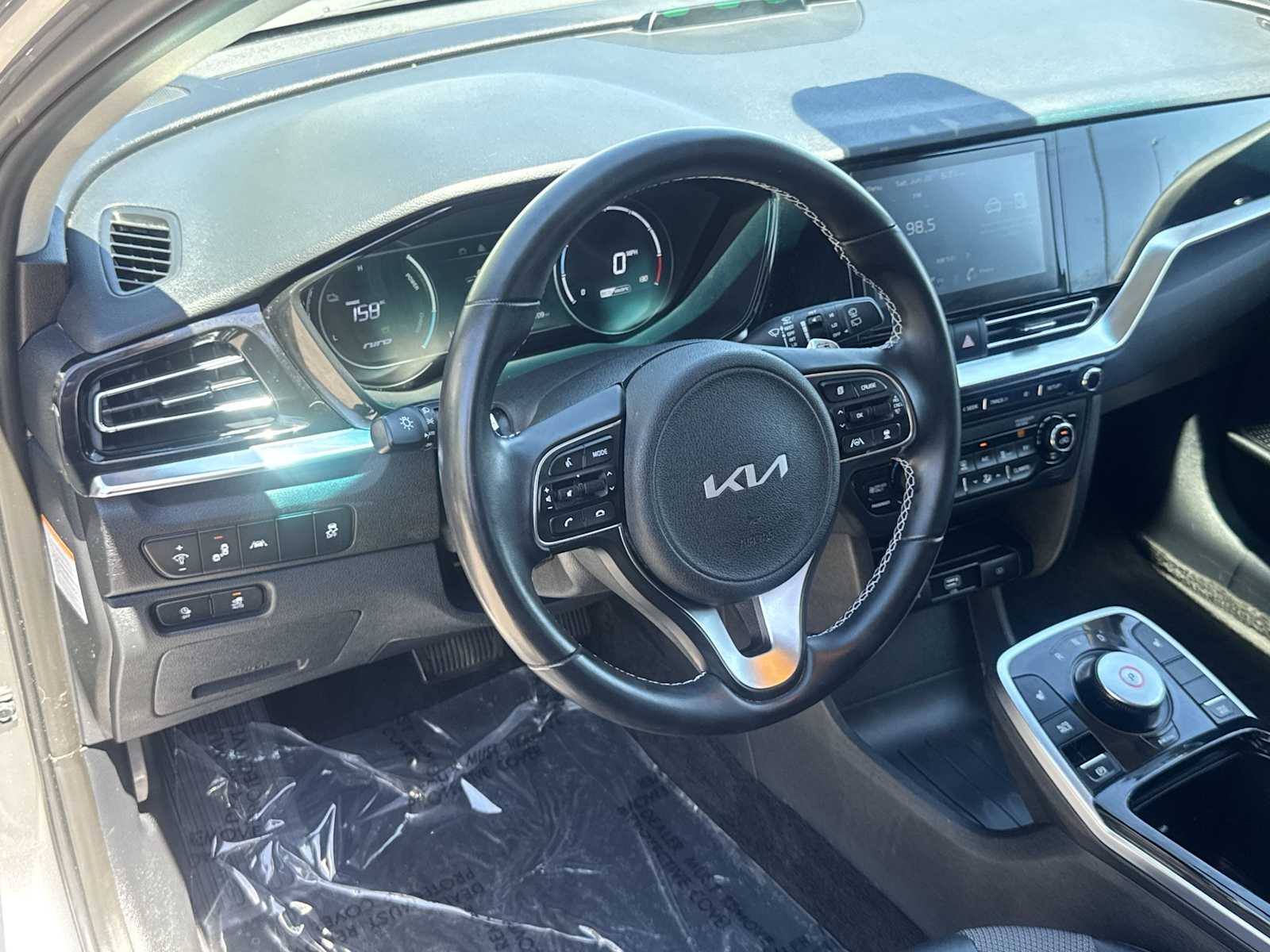 Thumbnail: 2022 Kia Niro - 10
