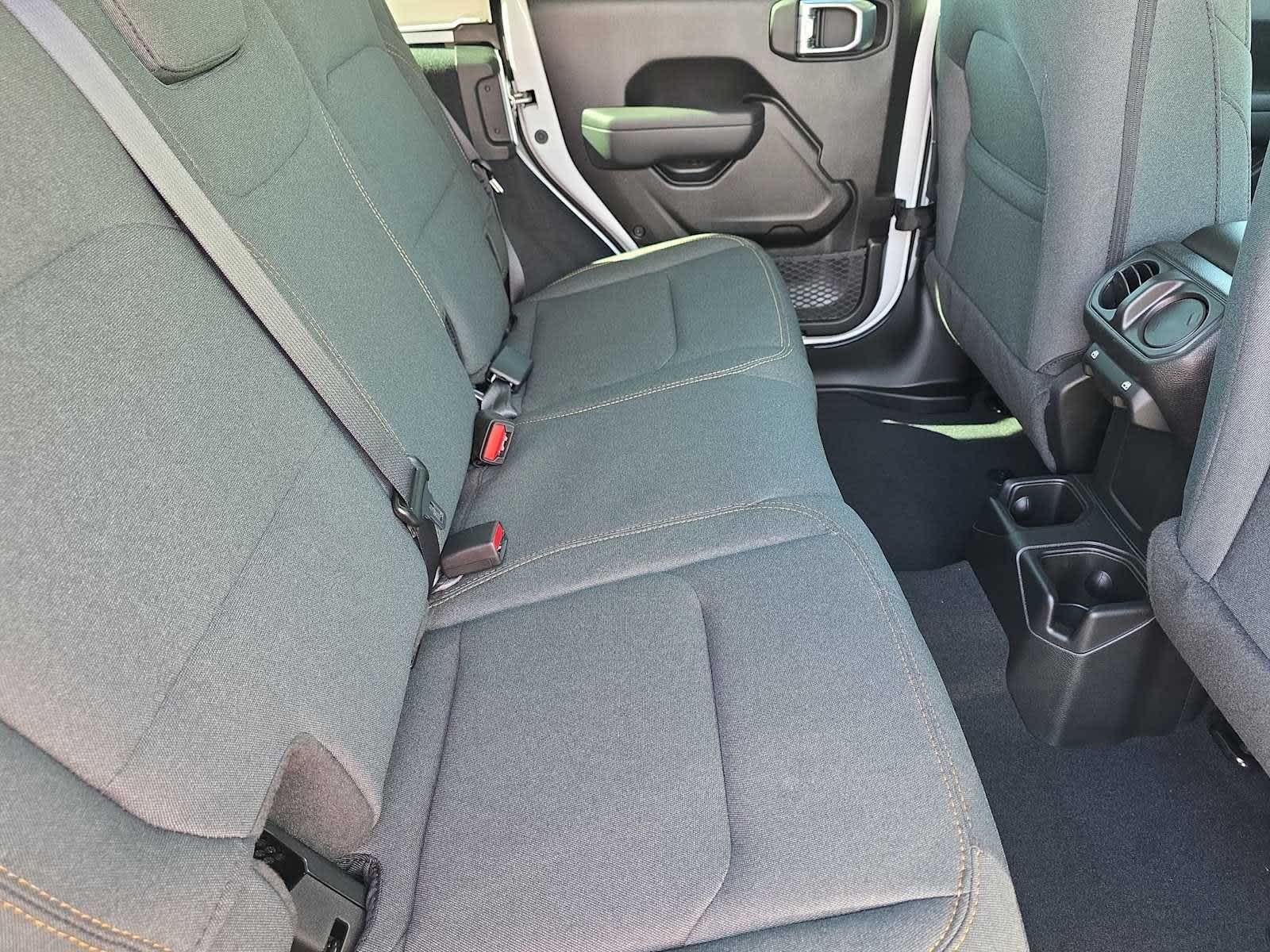 Thumbnail: 2026 Jeep Wrangler - 6