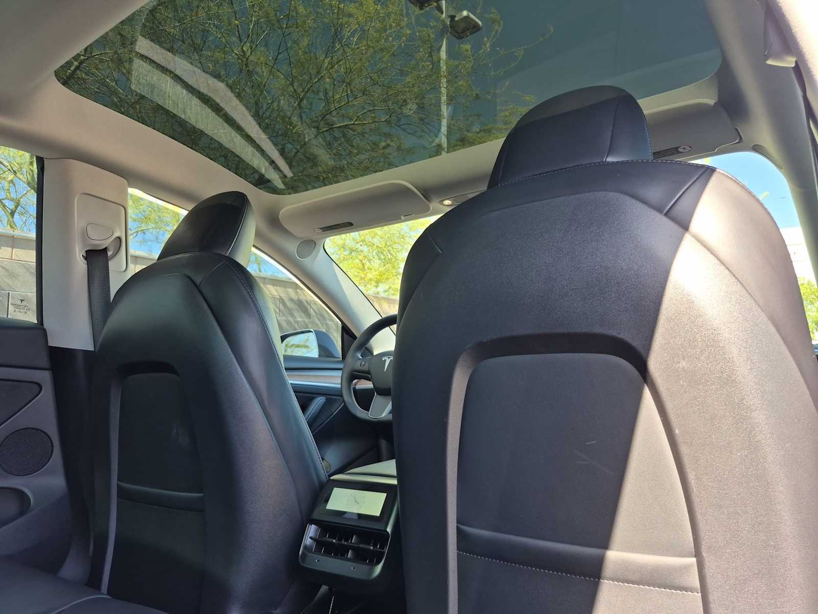 Thumbnail: 2022 Tesla Model 3 - 16