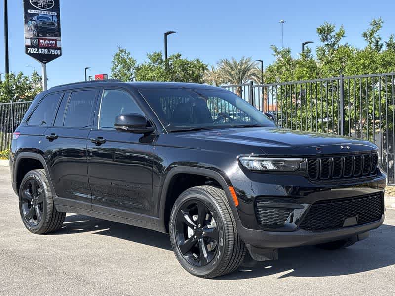 Thumbnail: 2025 Jeep Grand Cherokee - 2