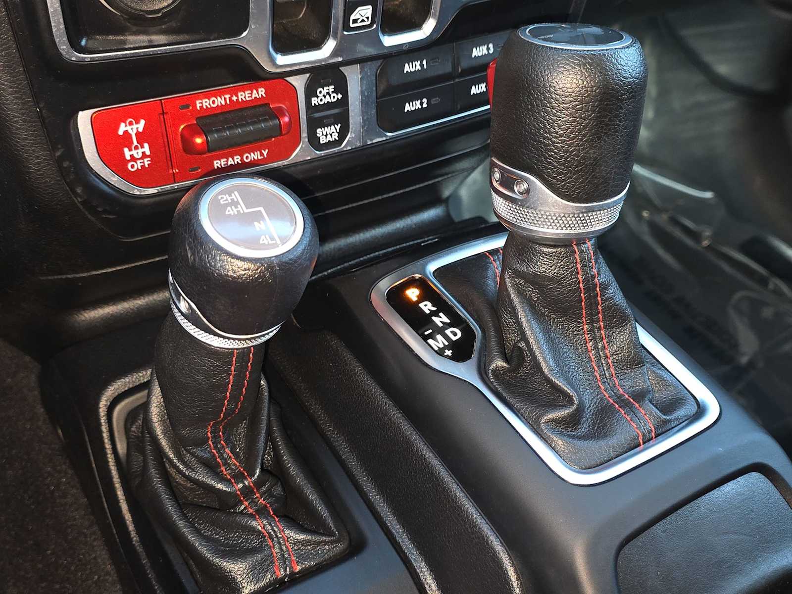 Thumbnail: 2021 Jeep Wrangler - 21