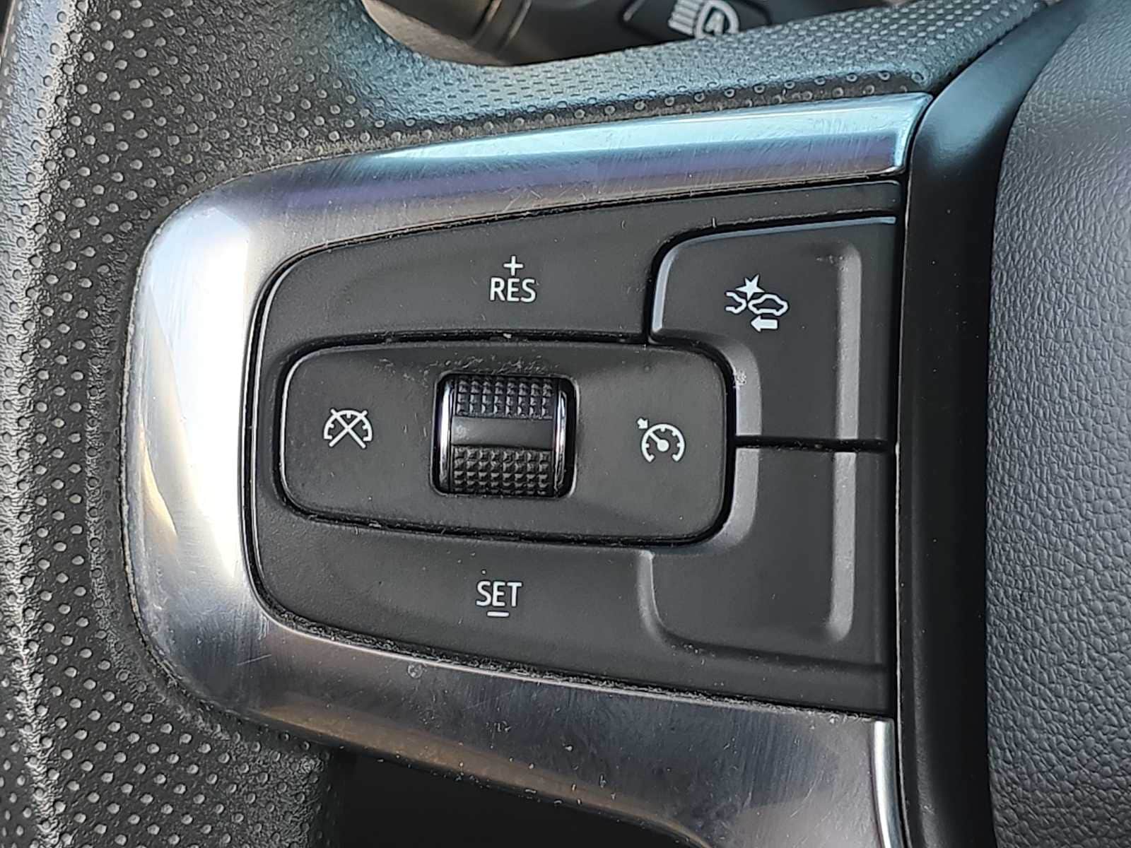 Thumbnail: 2022 Chevrolet Blazer - 27