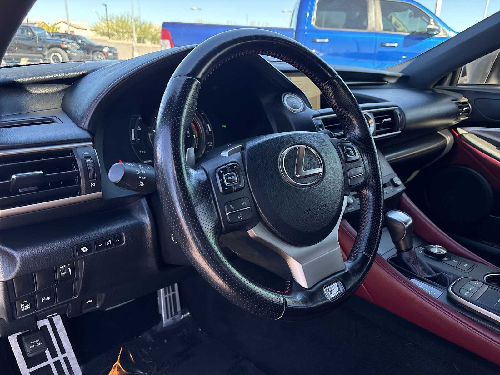 Thumbnail: 2017 Lexus RC - 2