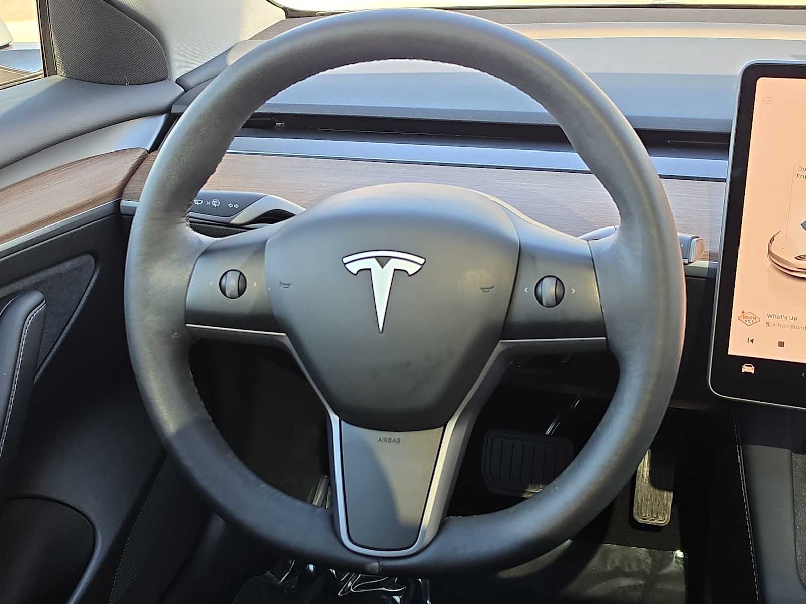 Thumbnail: 2023 Tesla Model 3 - 19