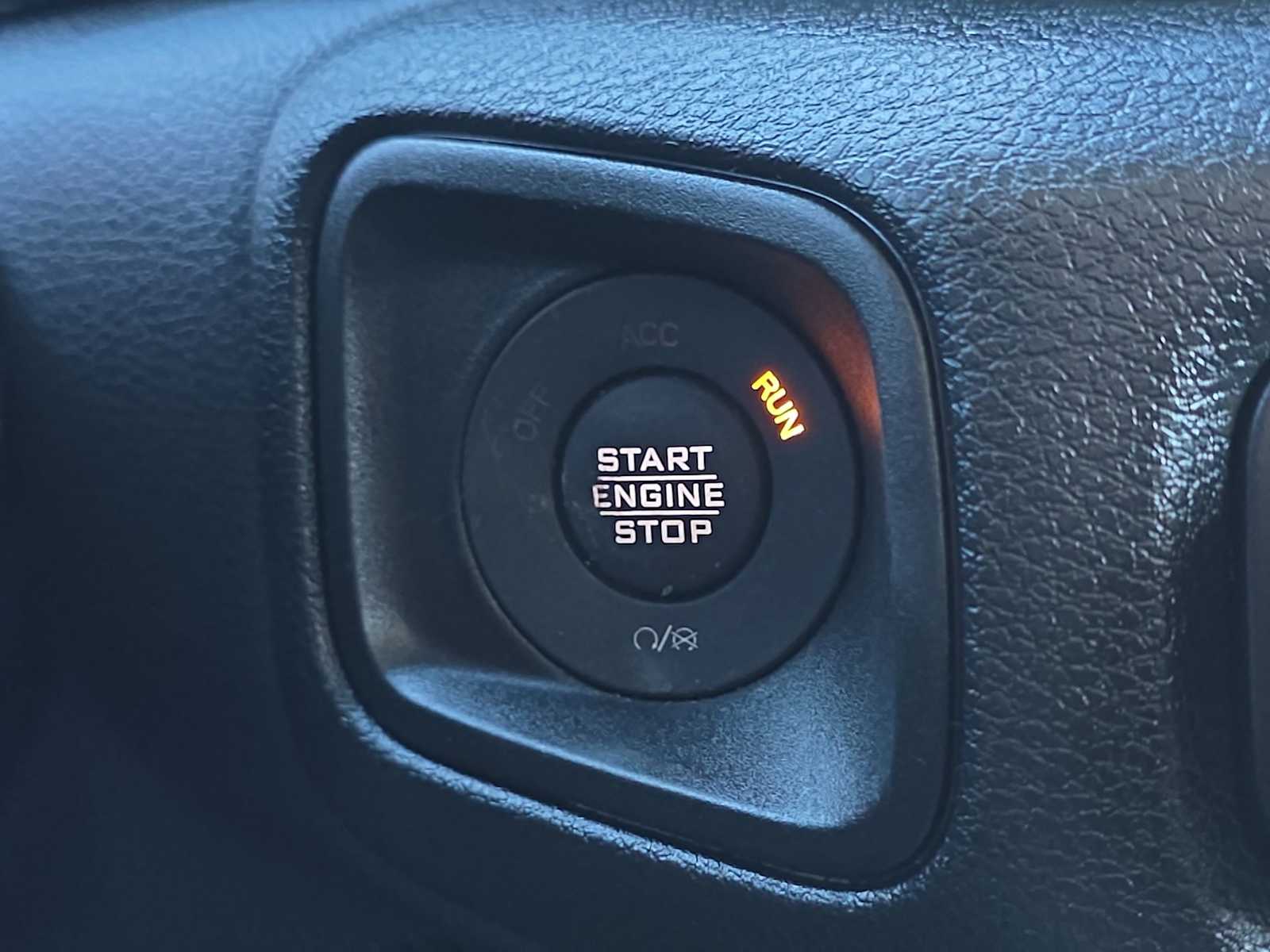 Thumbnail: 2024 Jeep Wrangler - 24