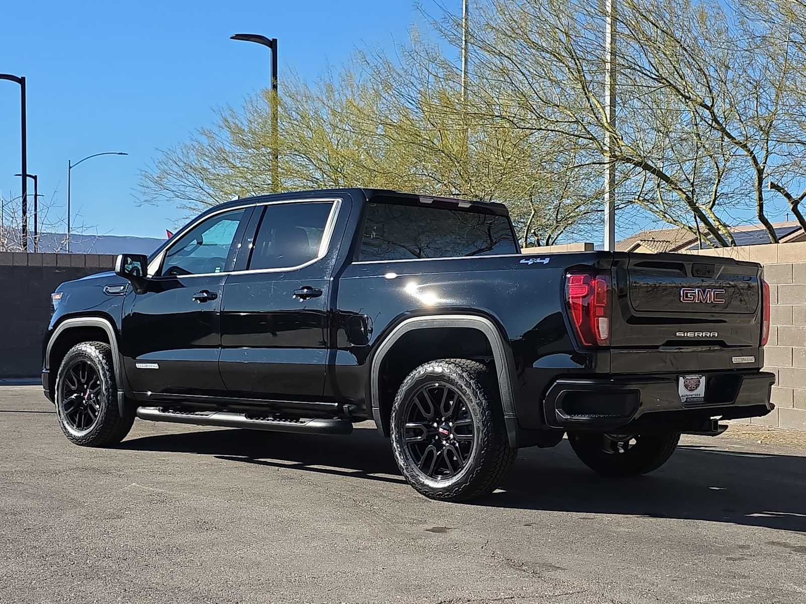 Thumbnail: 2023 GMC Sierra 1500 - 7