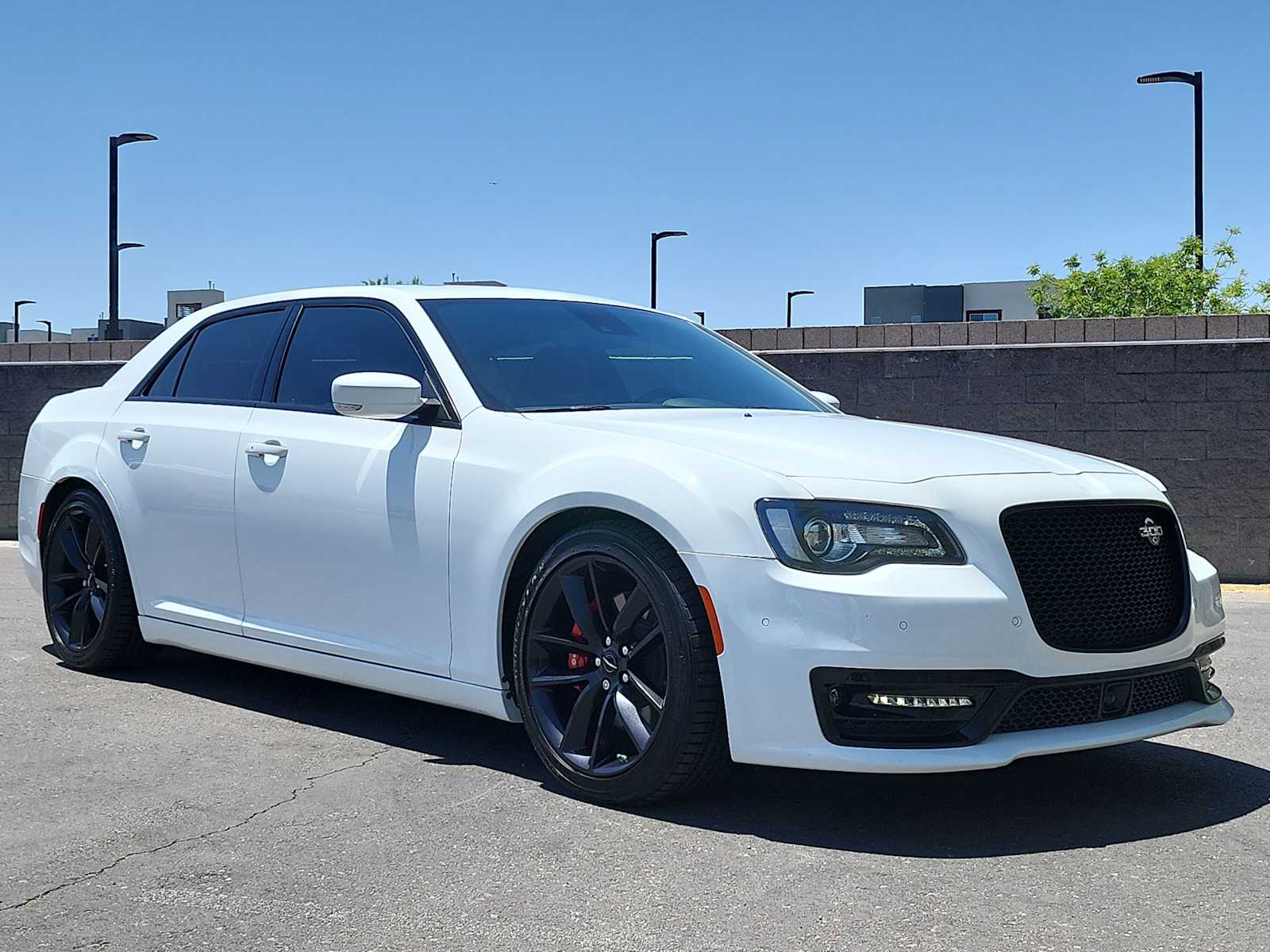 Thumbnail: 2023 Chrysler 300 - 2