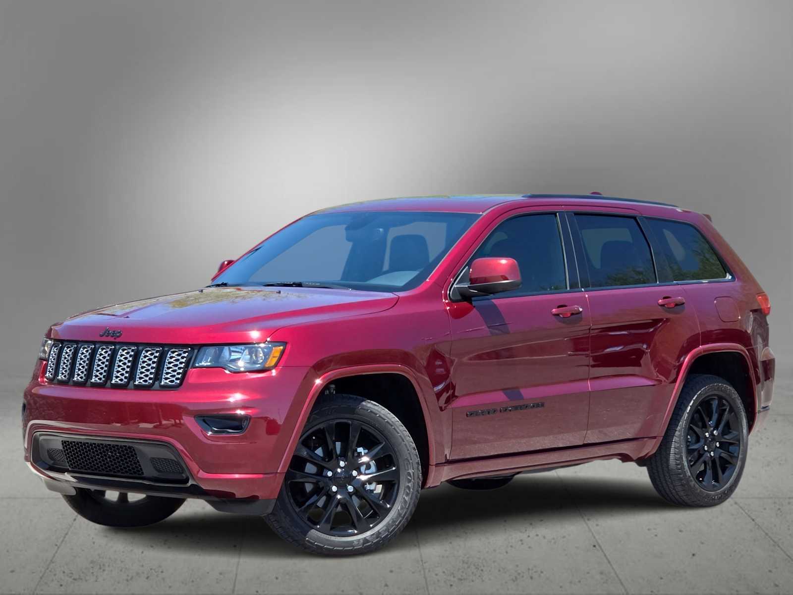 Thumbnail: 2019 Jeep Grand Cherokee - 1