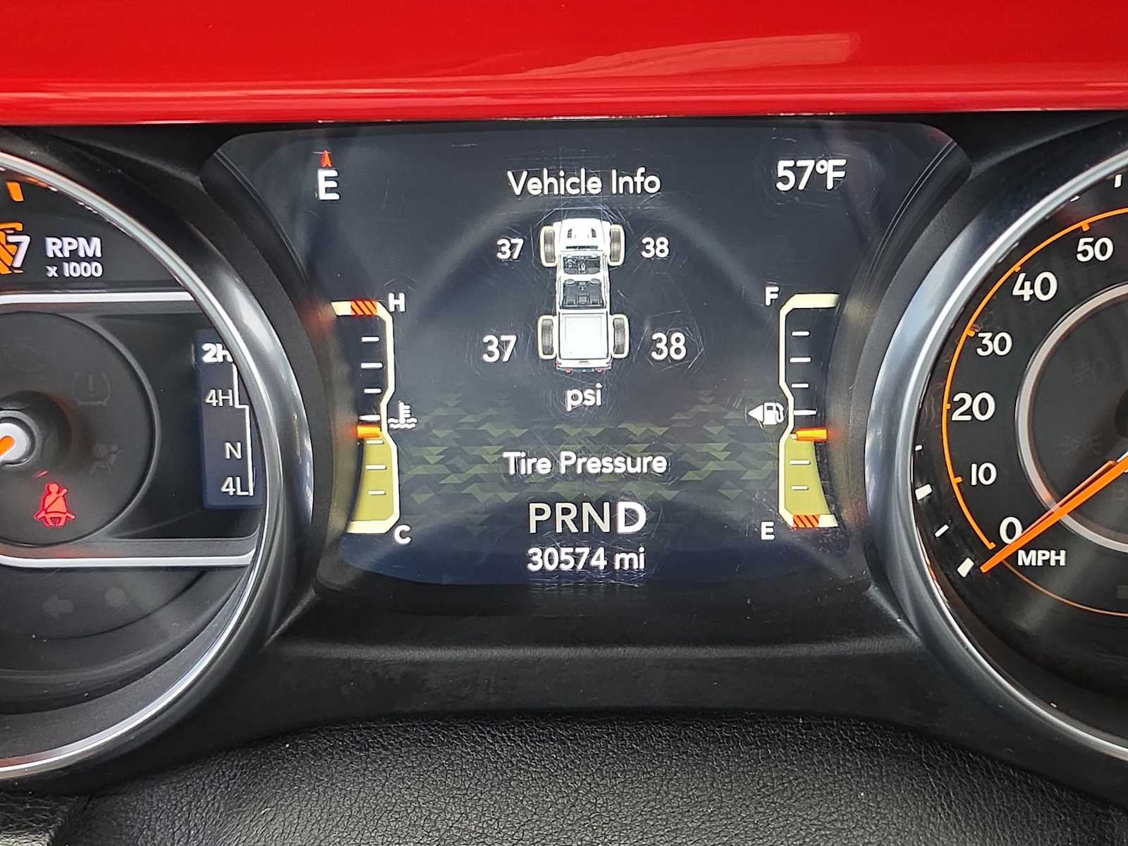 Thumbnail: 2021 Jeep Gladiator - 21