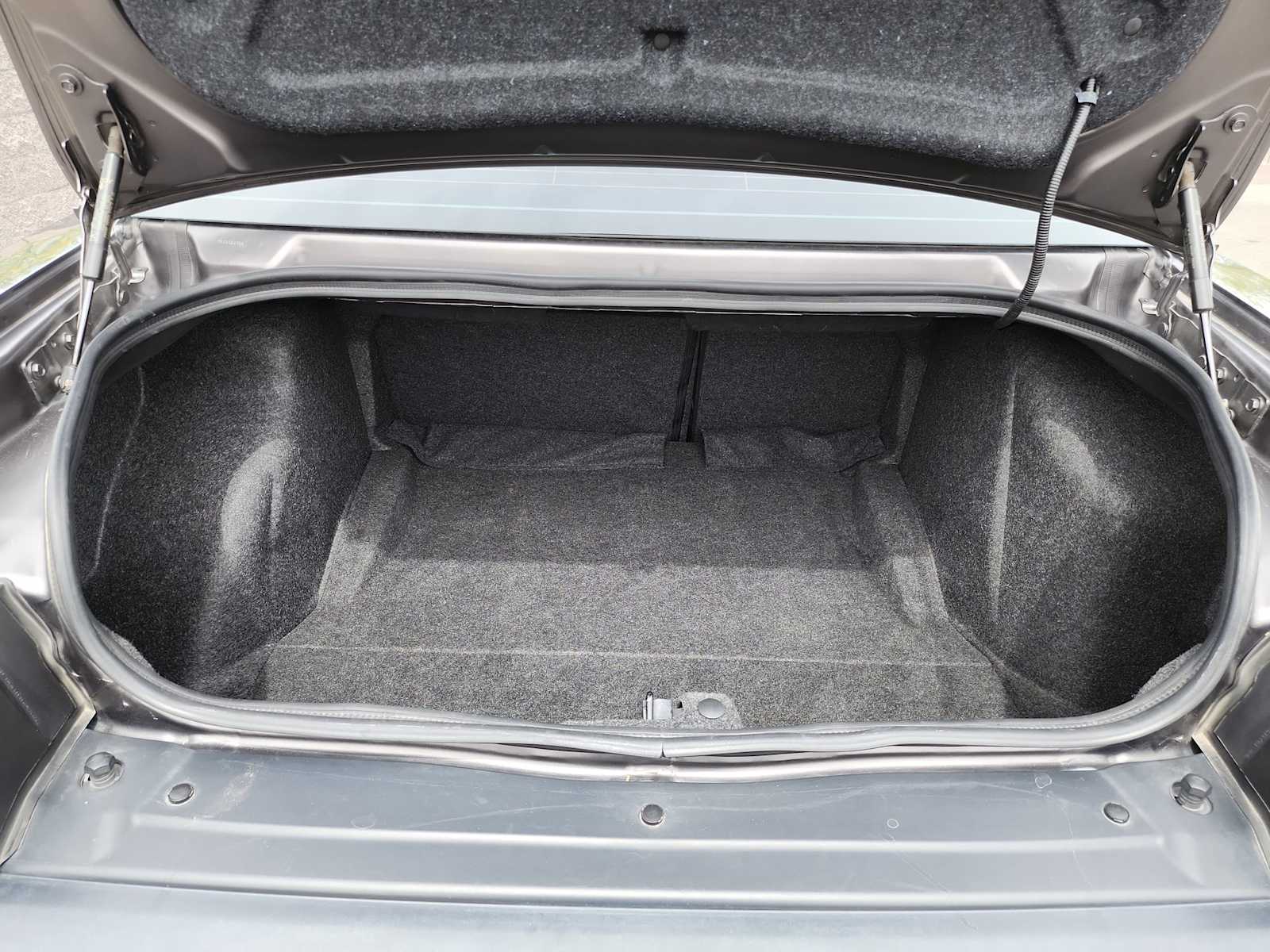 Thumbnail: 2019 Dodge Challenger - 23