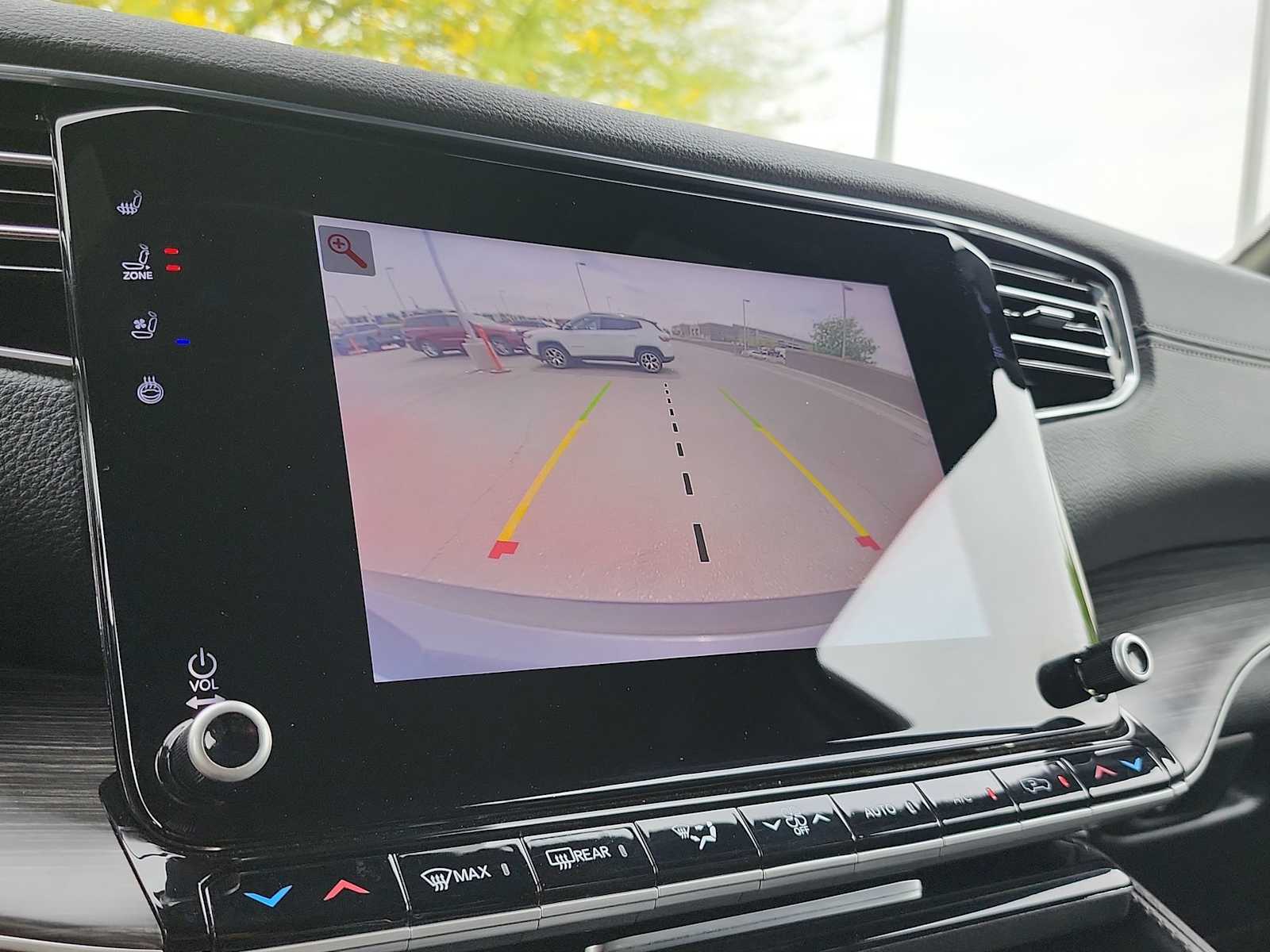 Thumbnail: 2024 Jeep Wagoneer - 20