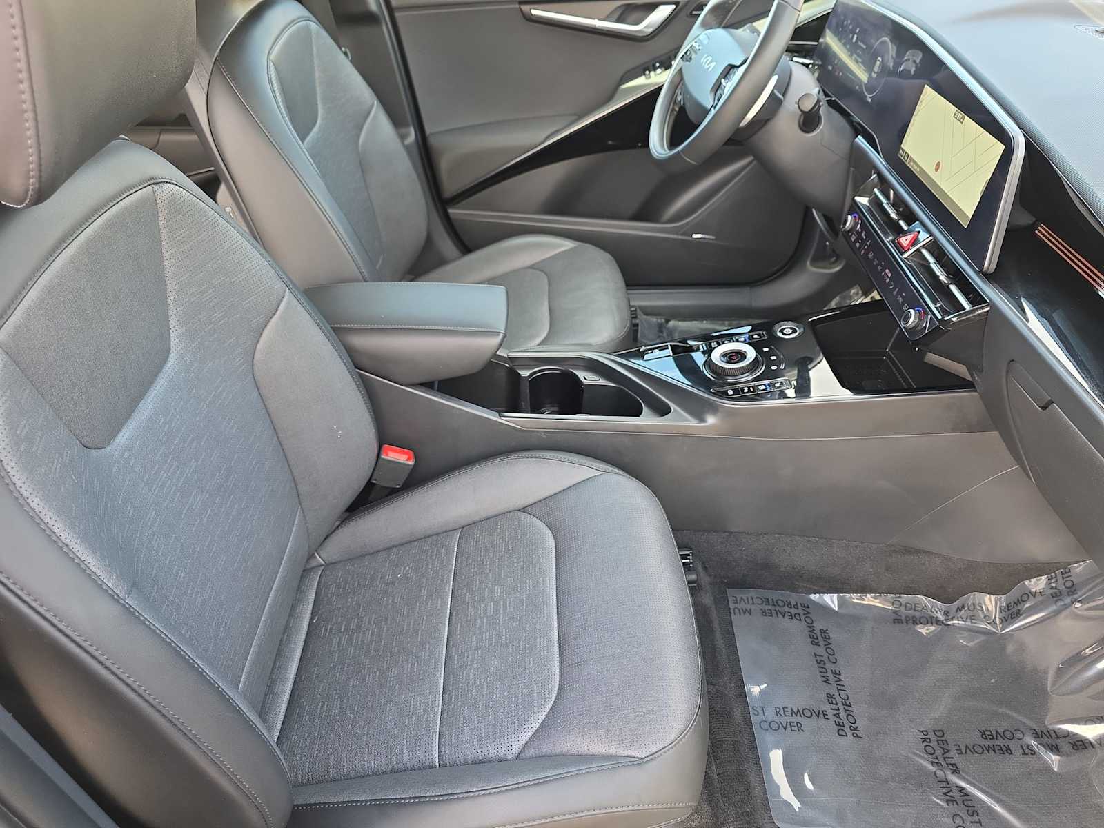 Thumbnail: 2024 Kia Niro - 18