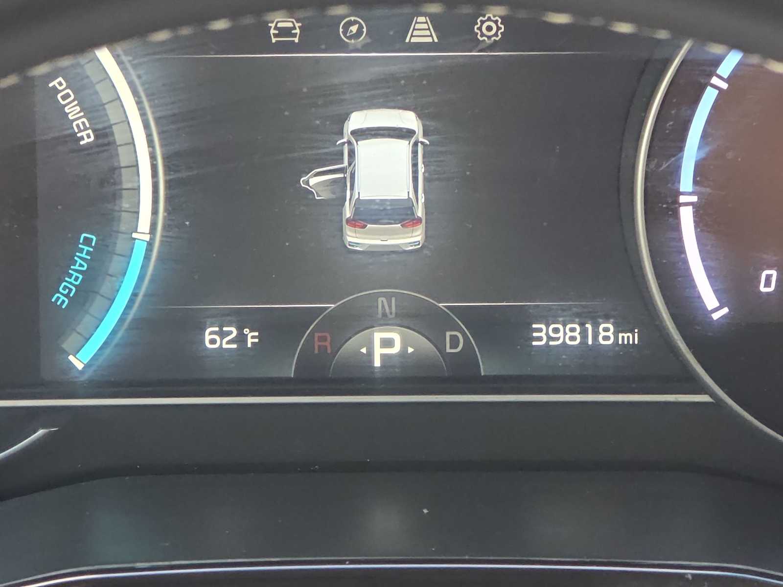 Thumbnail: 2022 Kia Niro - 22