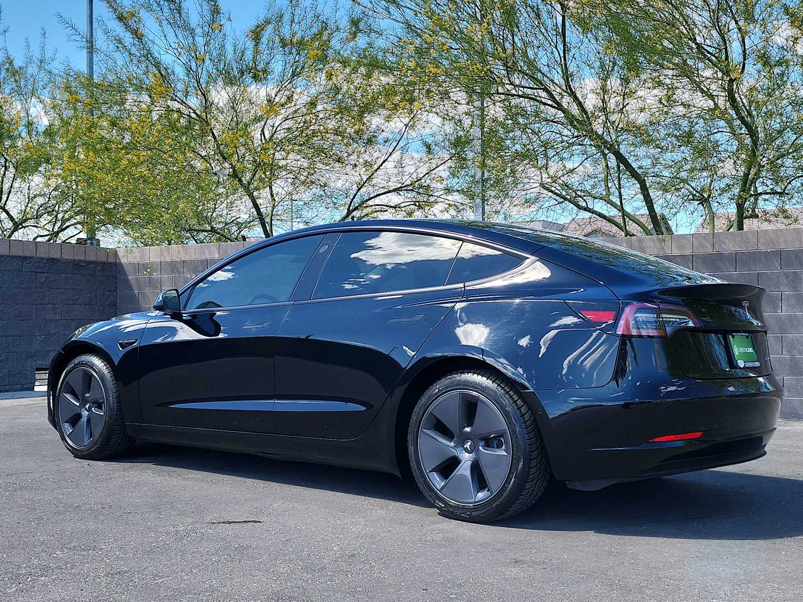 Thumbnail: 2022 Tesla Model 3 - 7