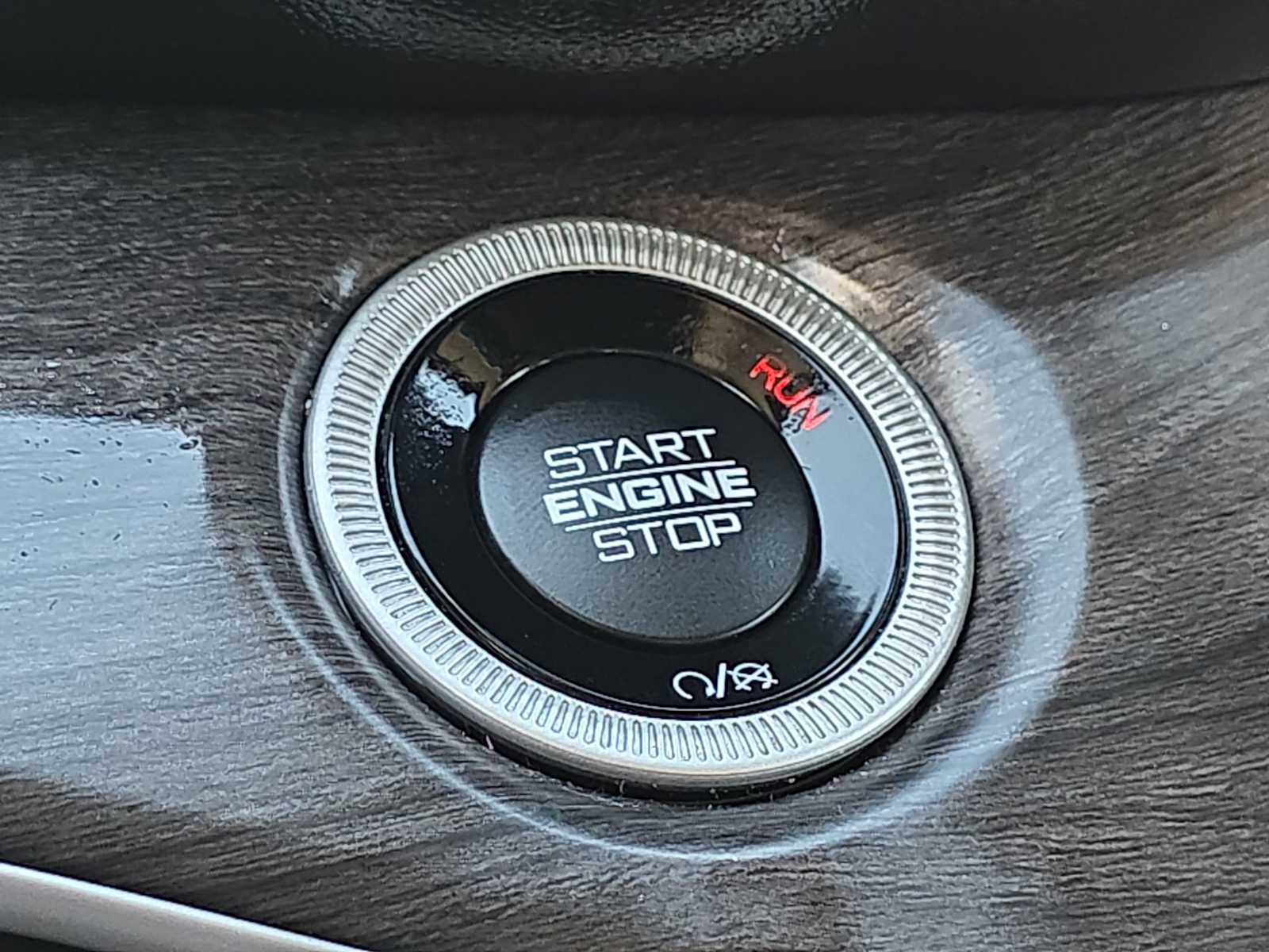 Thumbnail: 2022 Jeep Grand Cherokee - 24