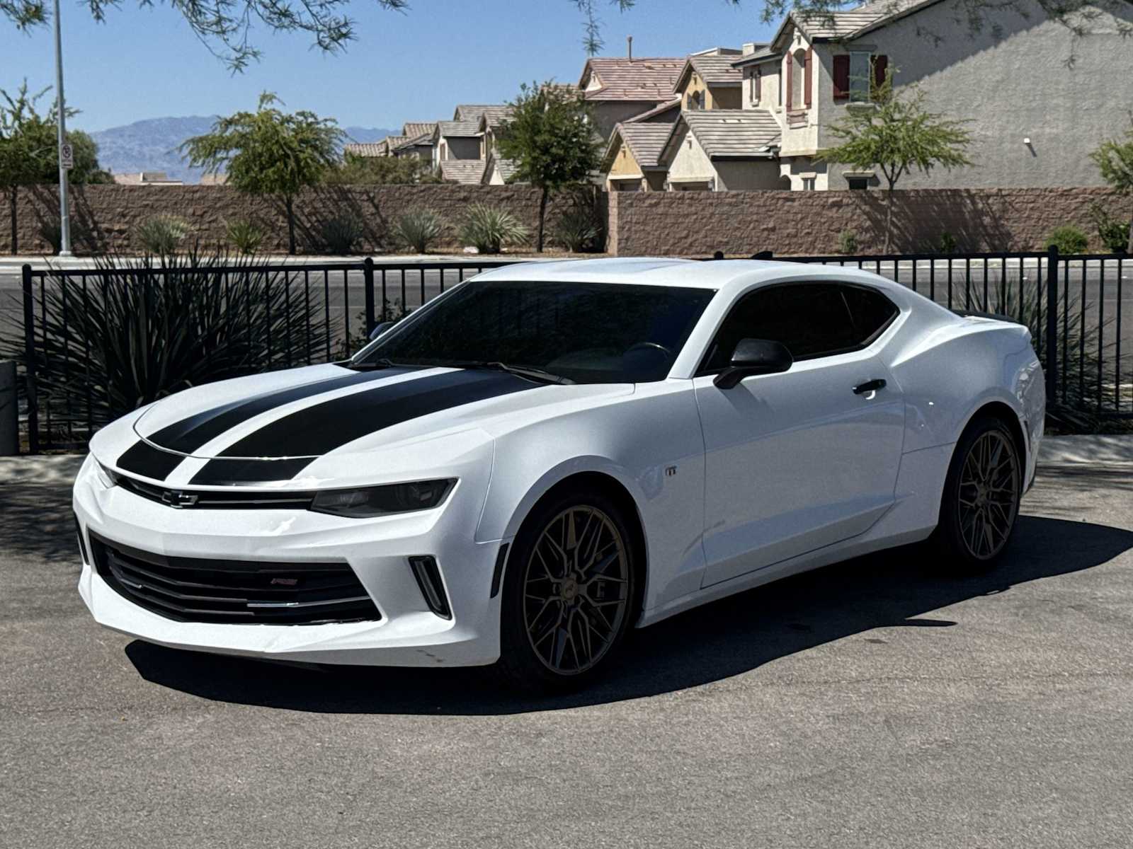 Thumbnail: 2016 Chevrolet Camaro - 4
