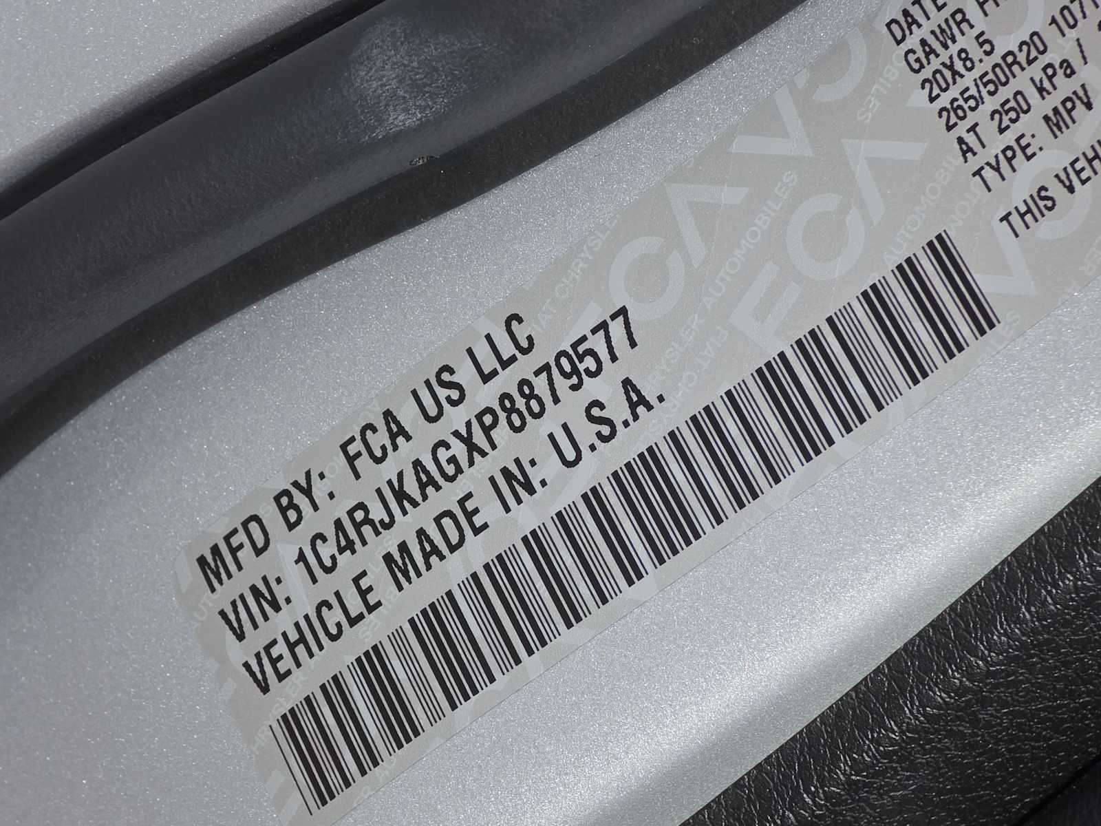 Thumbnail: 2023 Jeep Grand Cherokee L - 24