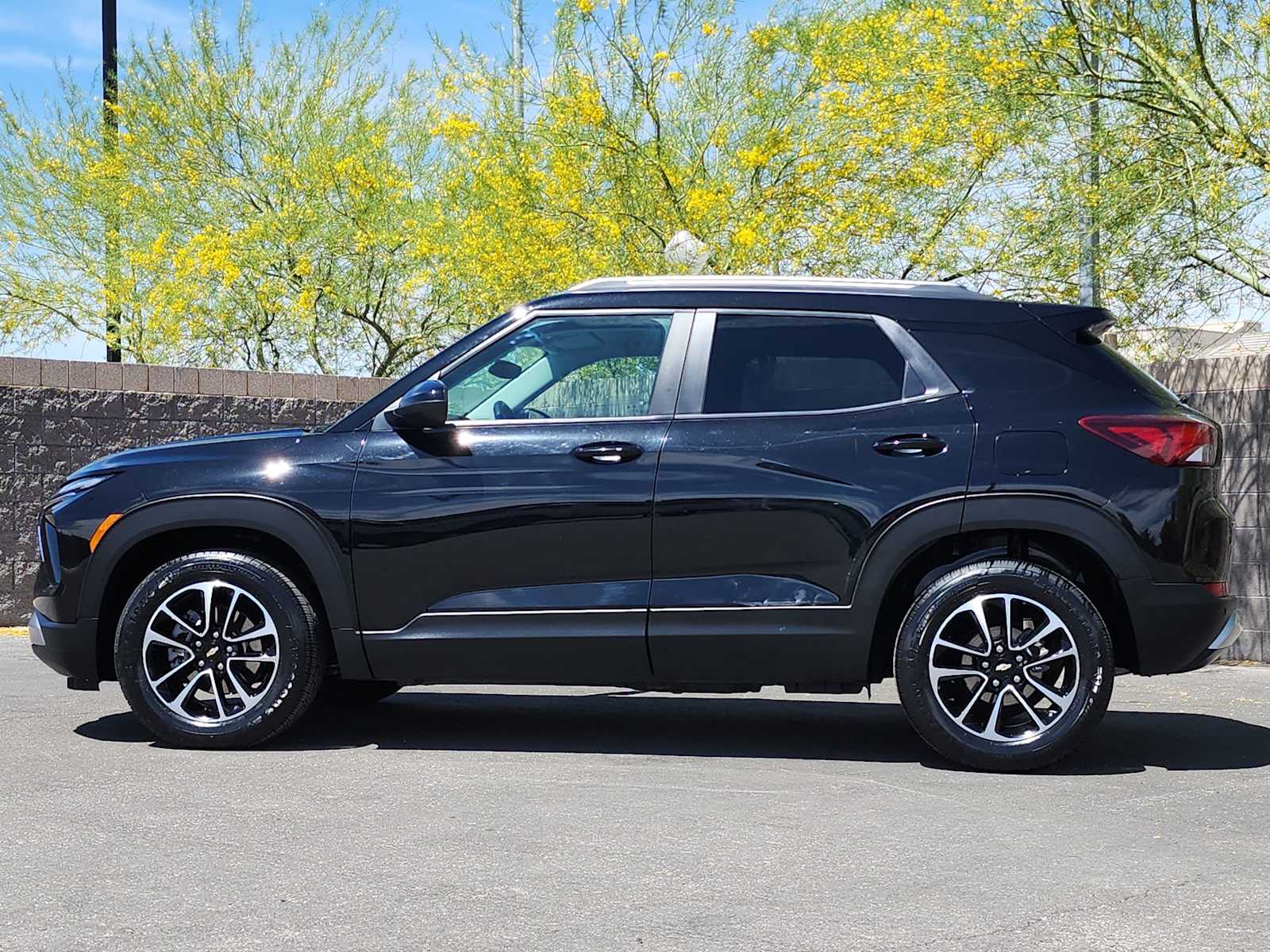 Thumbnail: 2024 Chevrolet TrailBlazer - 6