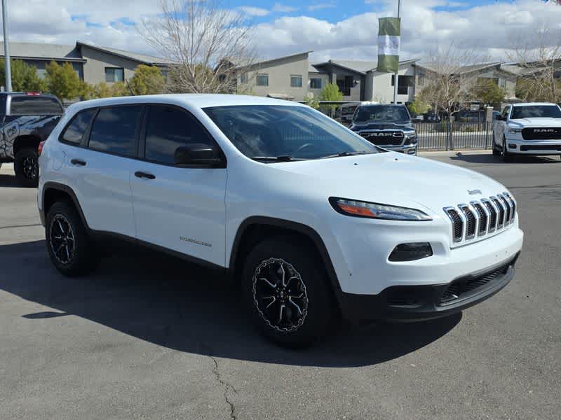 Thumbnail: 2017 Jeep Cherokee - 2