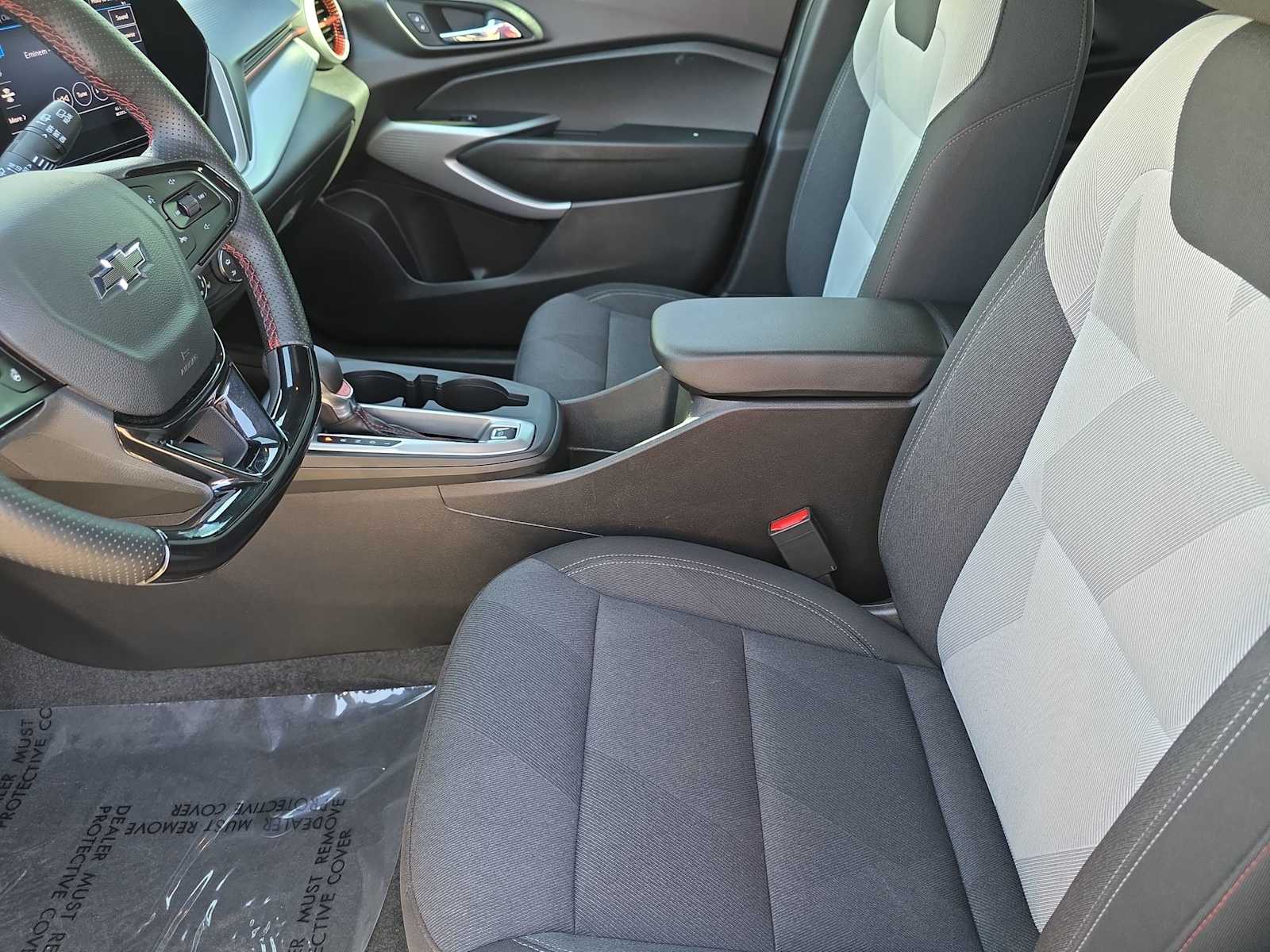 Thumbnail: 2025 Chevrolet Trax - 15