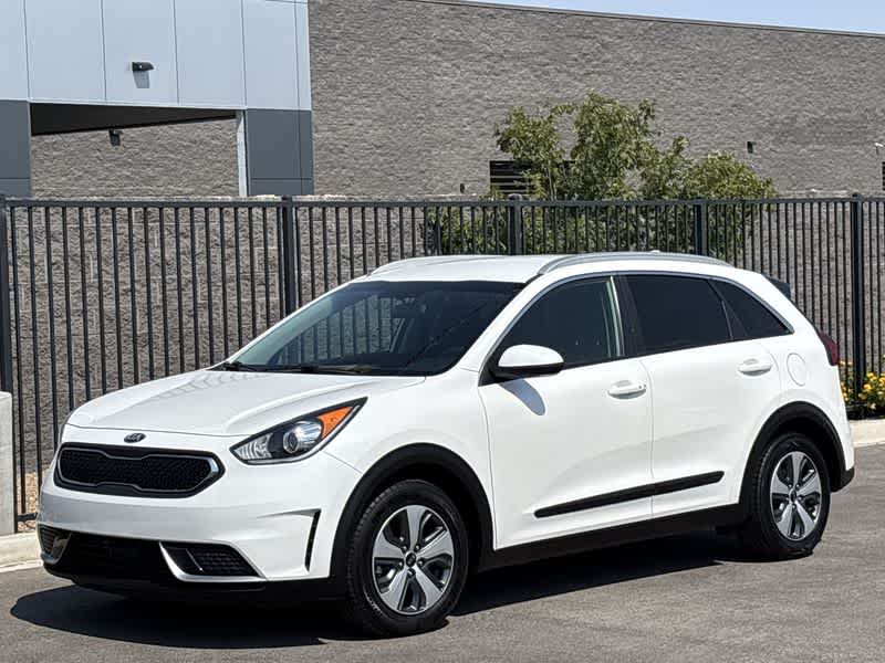 Thumbnail: 2019 Kia Niro - 4