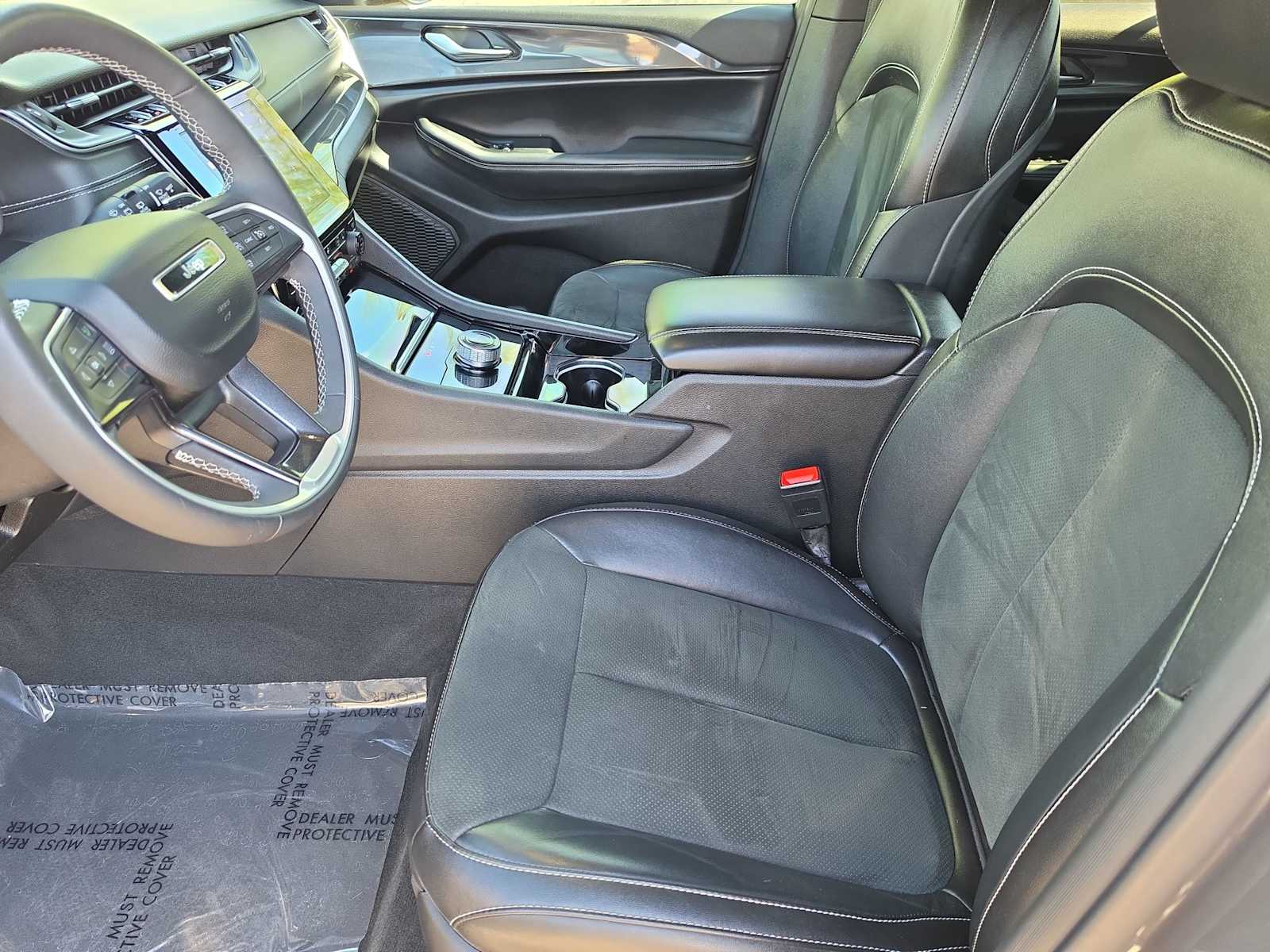 Thumbnail: 2023 Jeep Grand Cherokee - 15