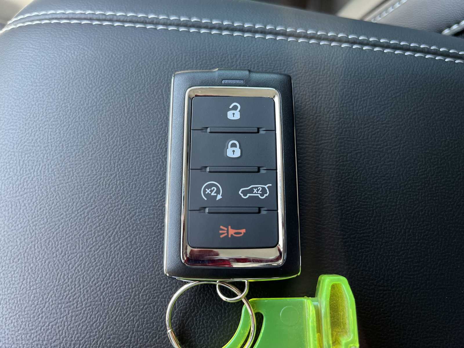 Thumbnail: 2023 Jeep Grand Cherokee L - 19