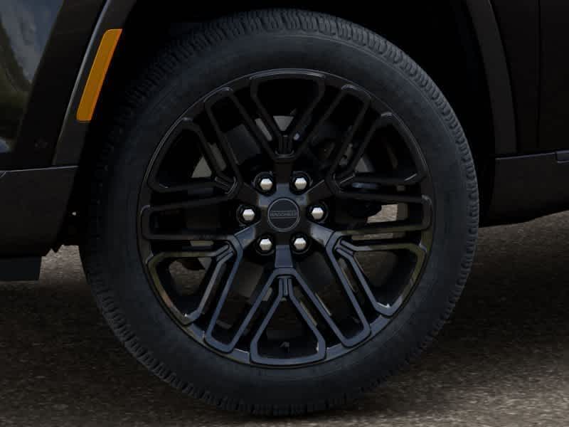 Thumbnail: 2026 Jeep Grand Wagoneer - 17