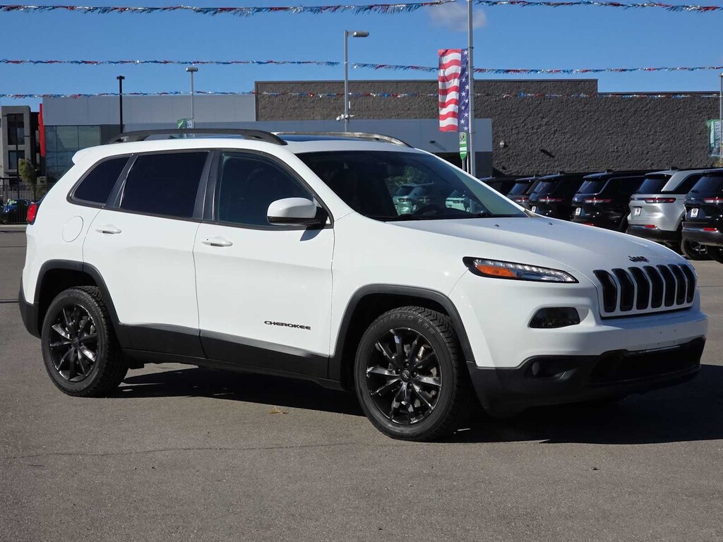 Used 2017 Jeep Cherokee Limited SUV