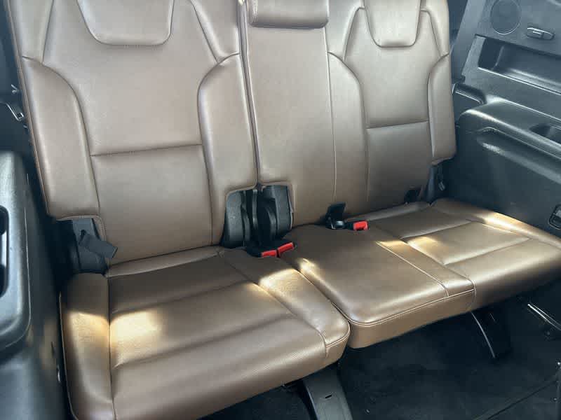 Thumbnail: 2022 Kia Telluride - 30