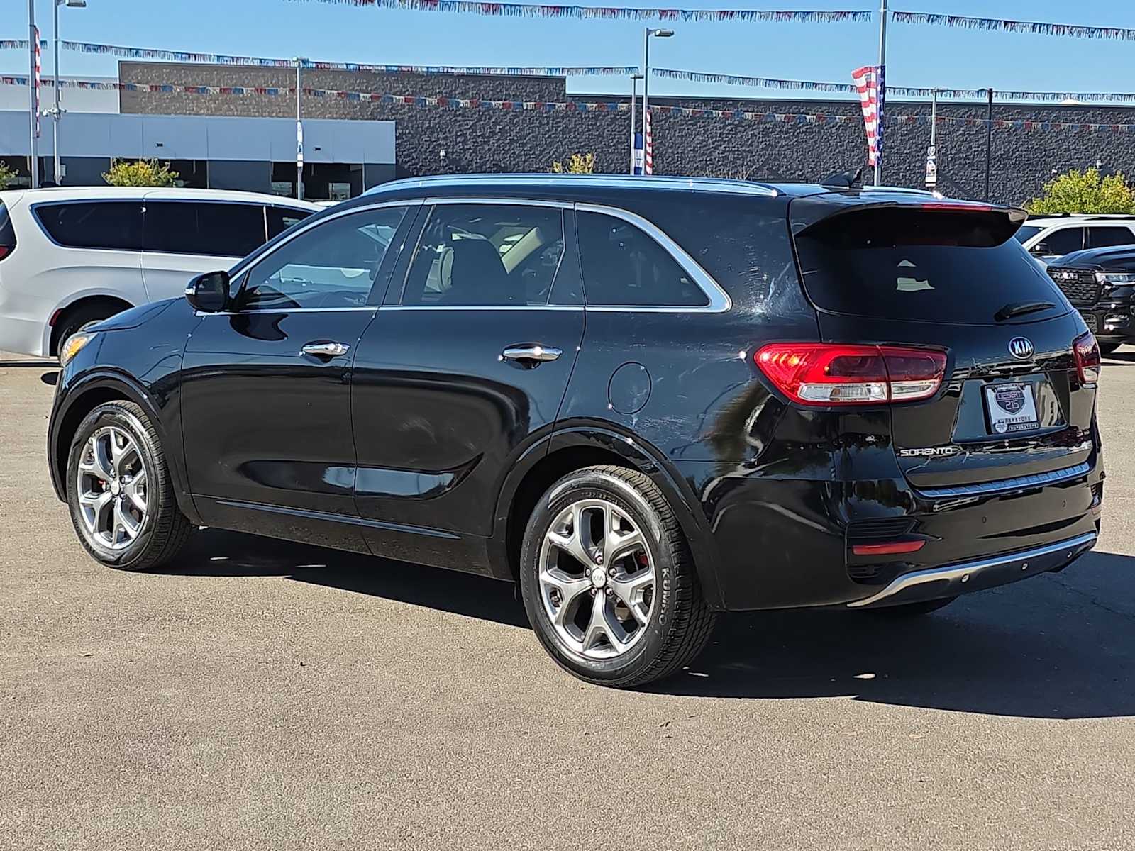 Thumbnail: 2016 Kia Sorento - 7