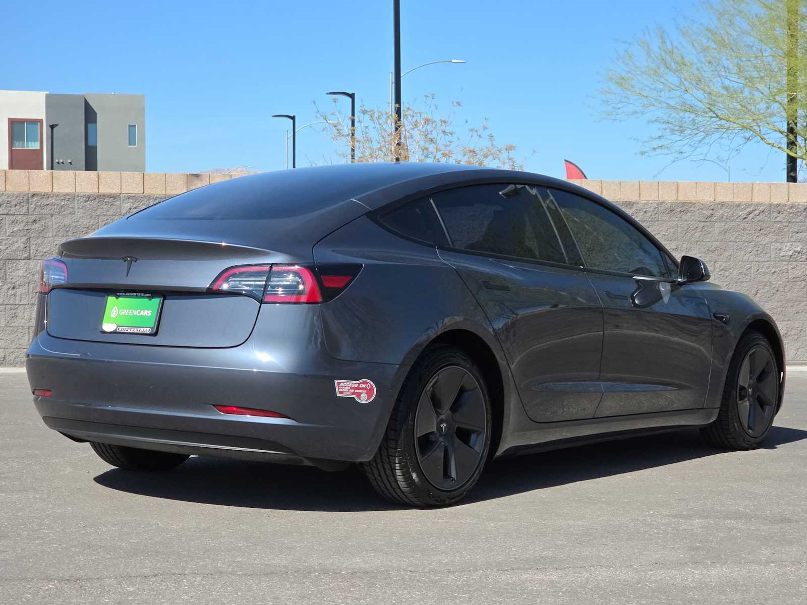 Thumbnail: 2023 Tesla Model 3 - 9