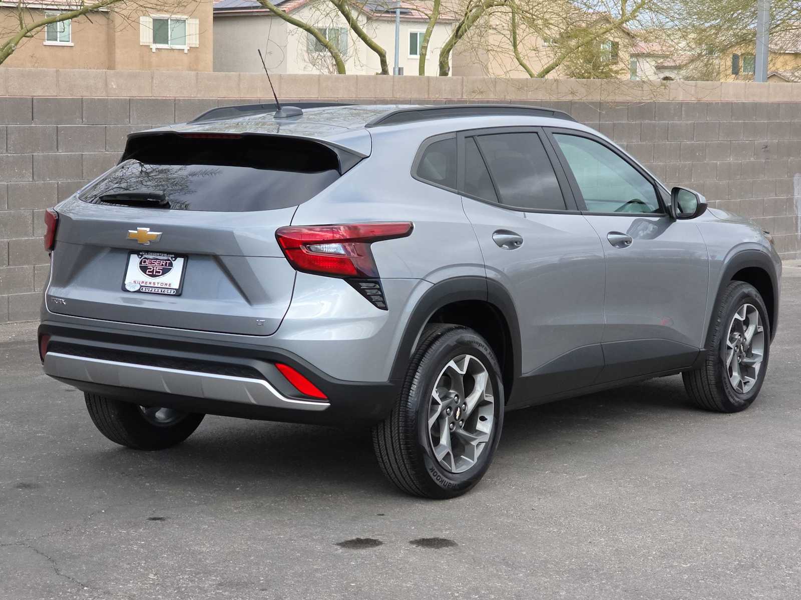 Thumbnail: 2025 Chevrolet Trax - 9