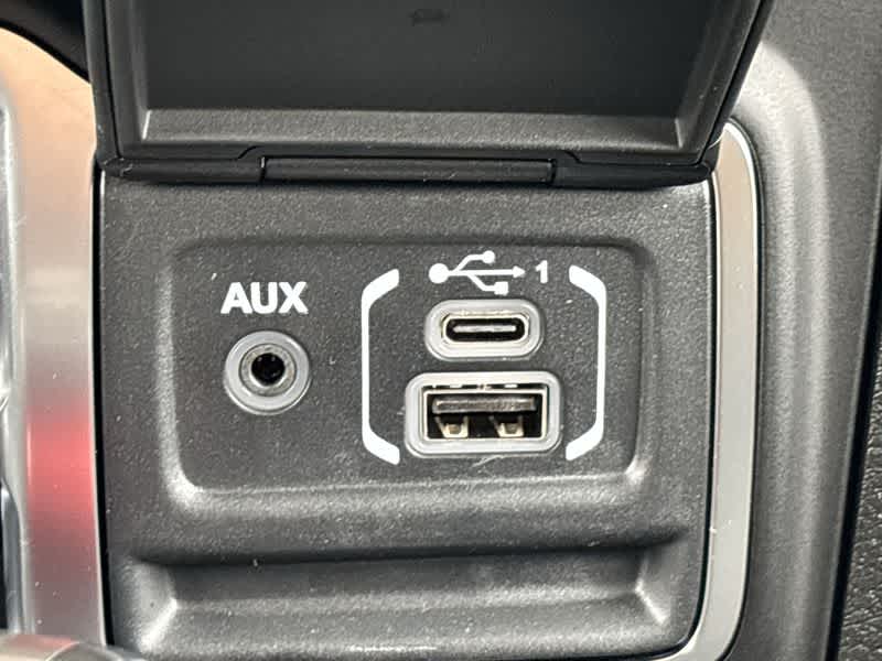 Thumbnail: 2025 Jeep Gladiator - 30