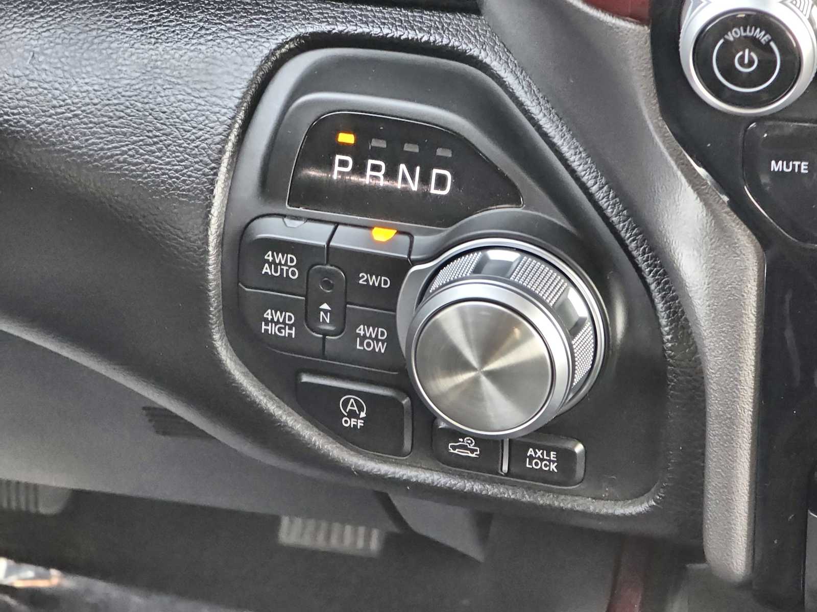 Thumbnail: 2025 RAM 1500 - 21