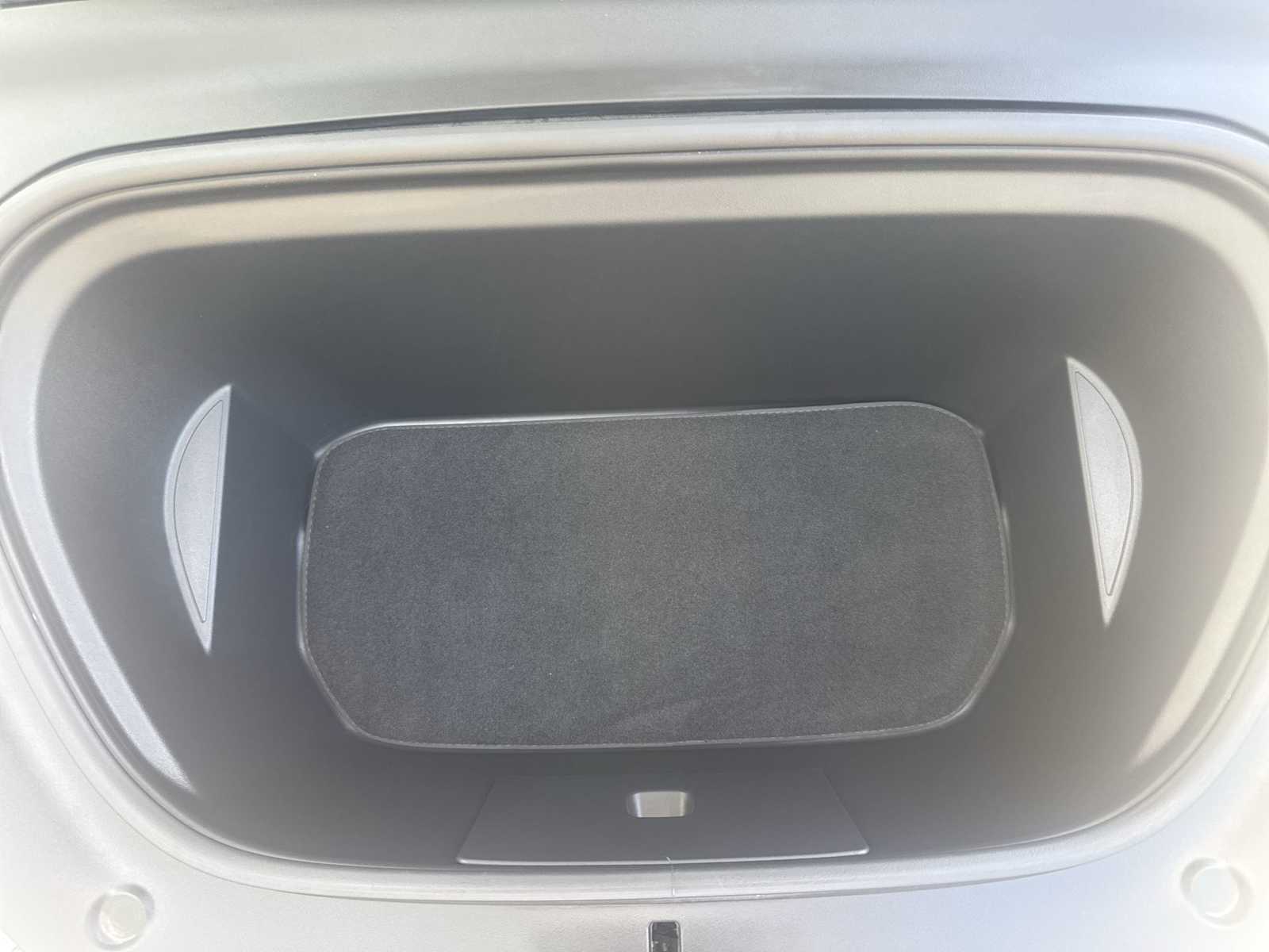 Thumbnail: 2022 Tesla Model Y - 13