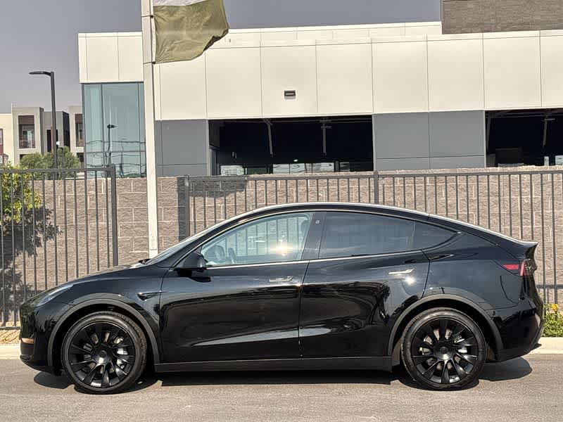 Thumbnail: 2021 Tesla Model Y - 5
