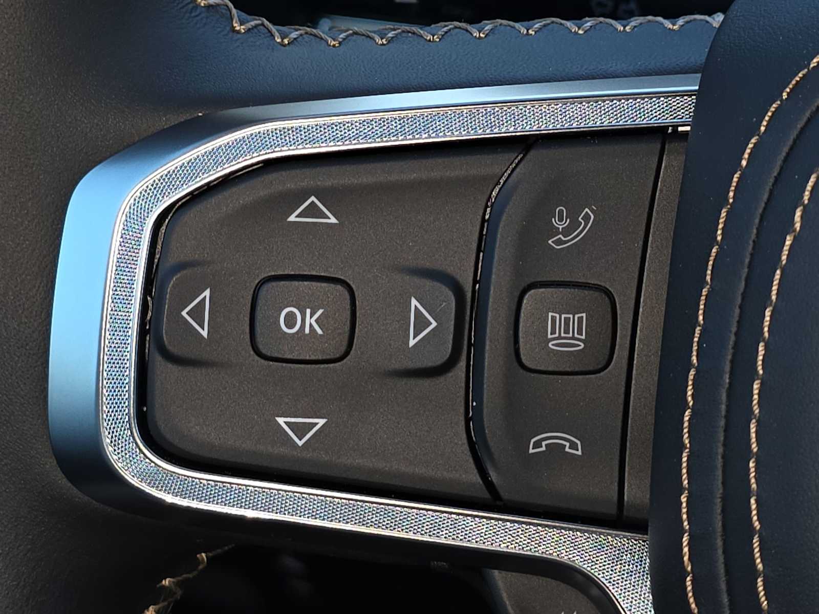 Thumbnail: 2026 RAM 1500 - 37