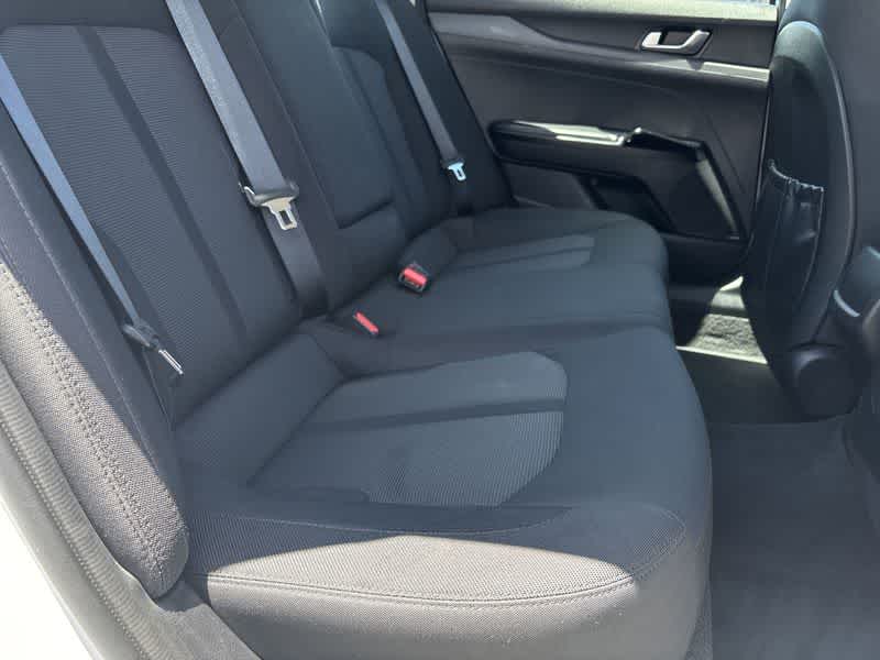 Thumbnail: 2021 Kia K5 - 17