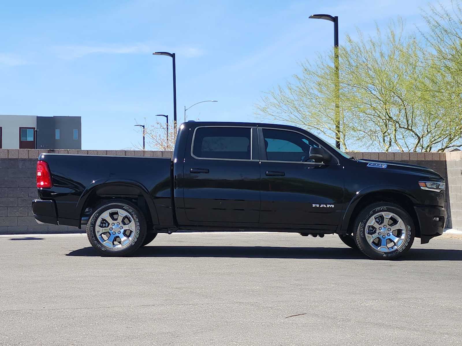 Thumbnail: 2026 RAM 1500 - 10
